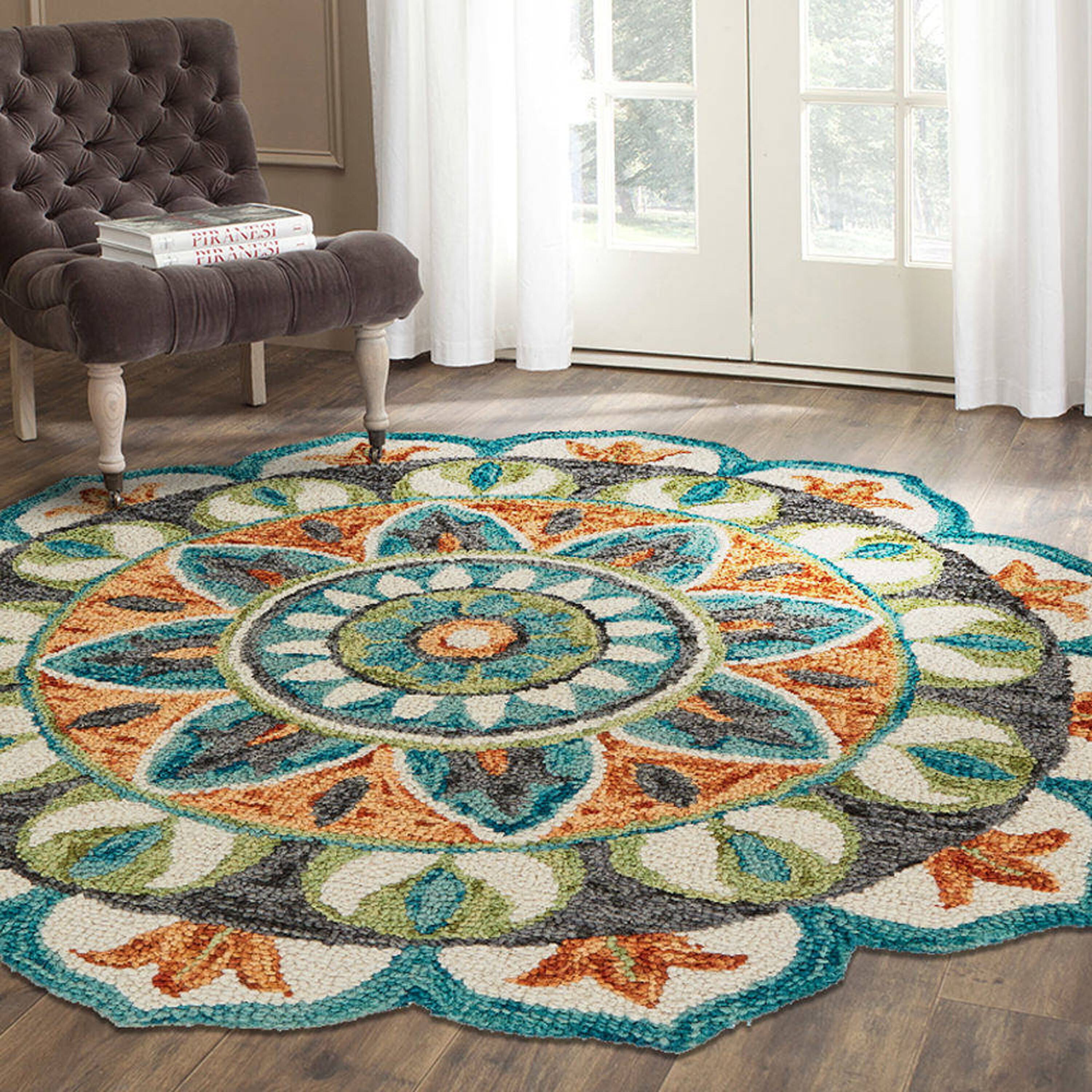 Blitz 5' Round Ivory Wool Floral Medallion Area Rug