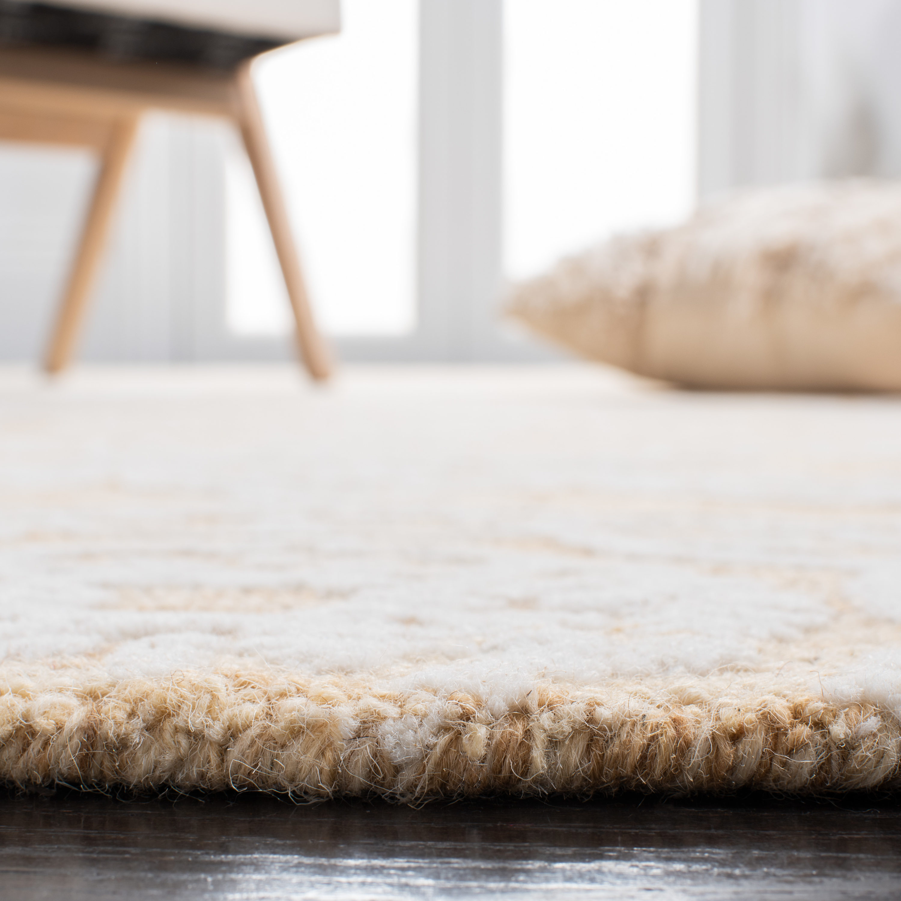 Safavieh MET997D-6SQ rugs - View #7