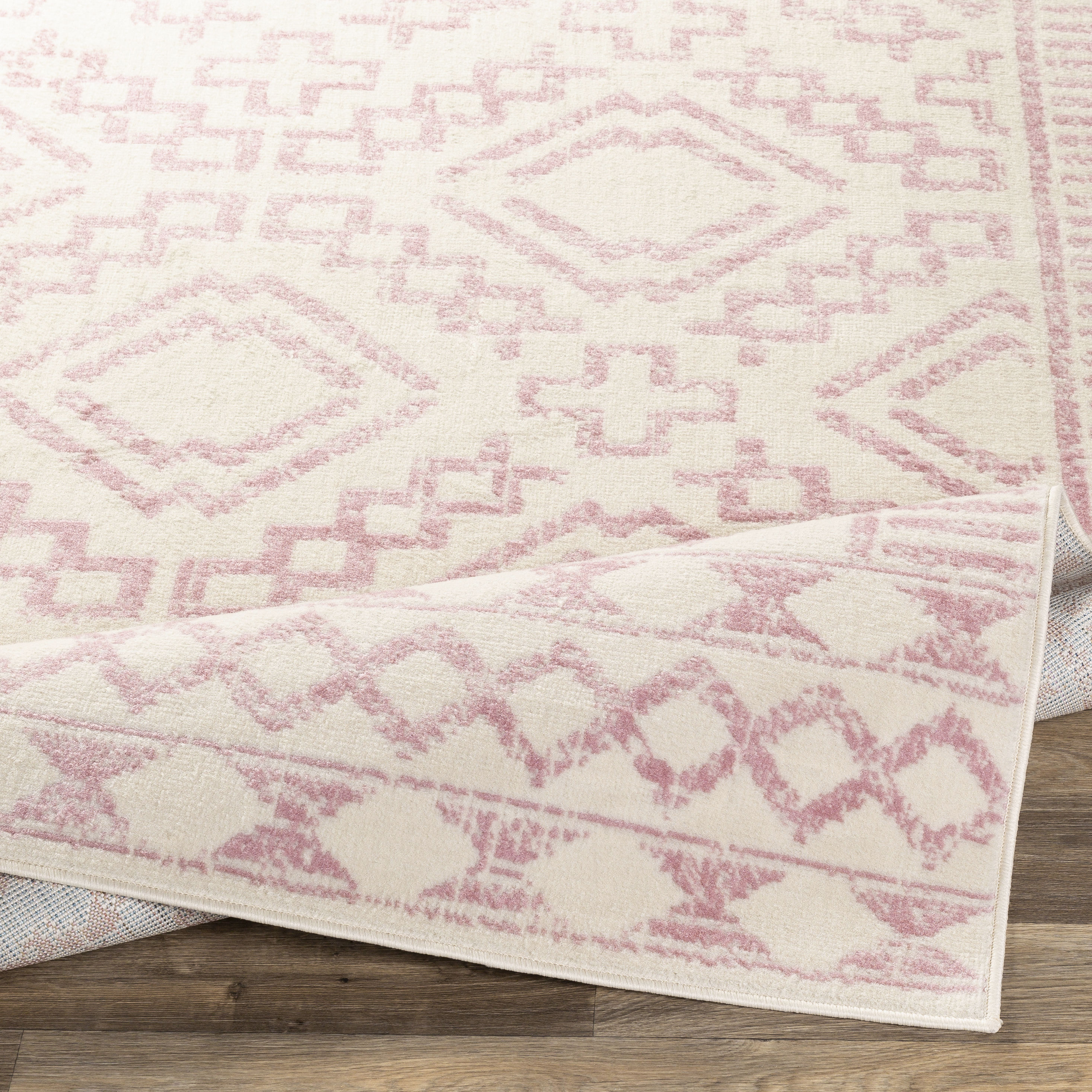 Surya UST2313-710102 rugs - View #4