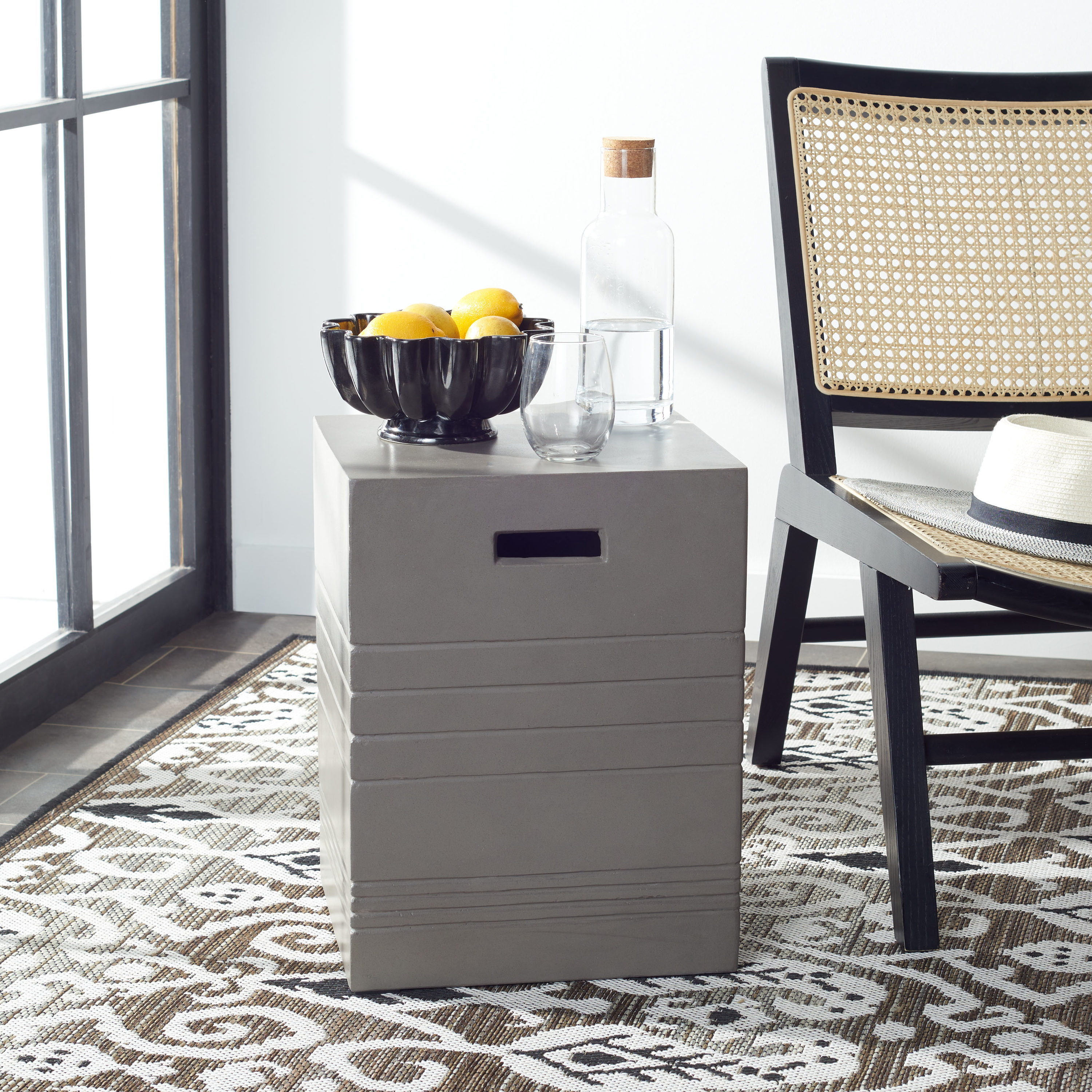 Safavieh VNN1031A 18.11-in Dark Gray Cement Barrel Garden Stool