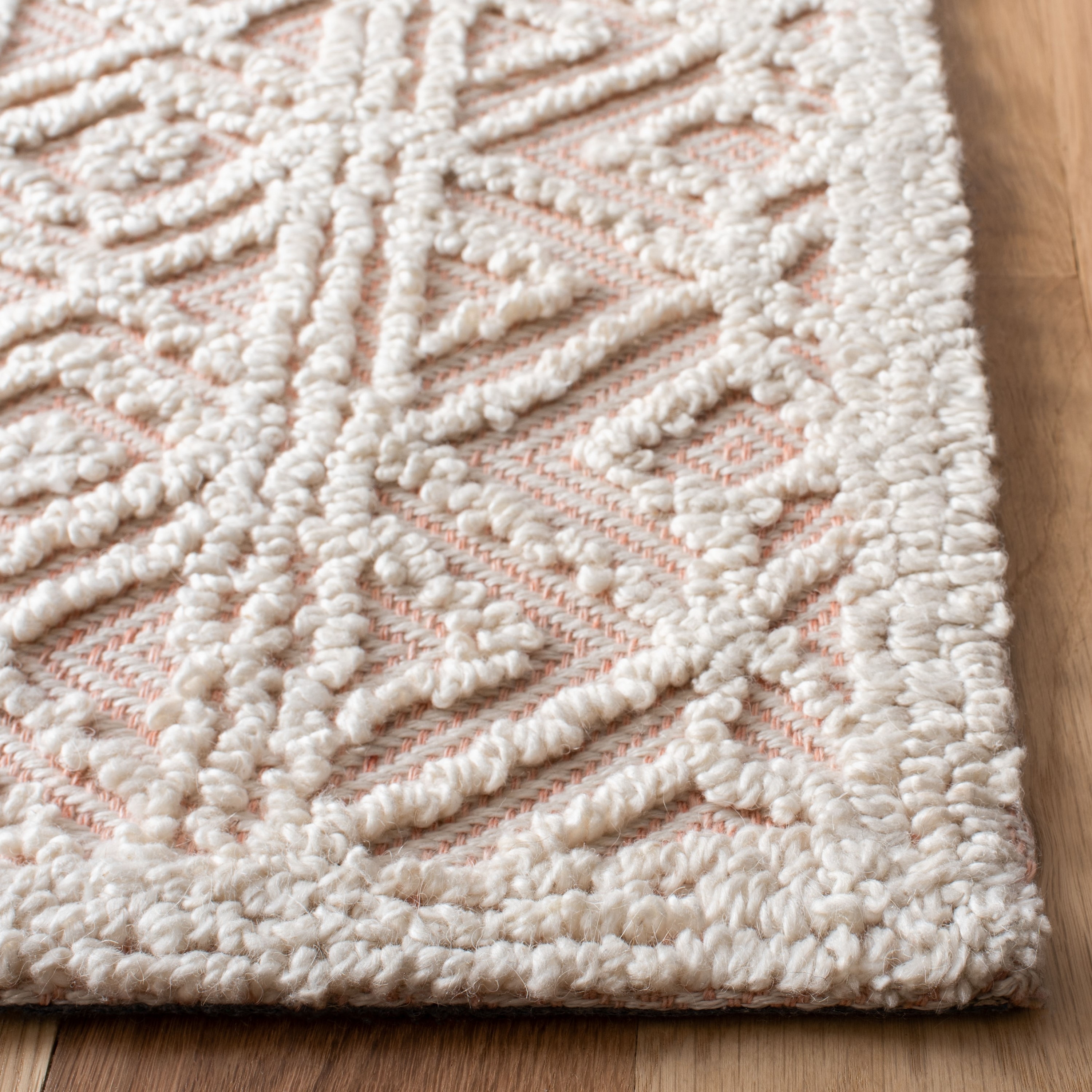 Elegance Trace 8' x 10' Hand-Tufted Wool & Viscose Beige and Pink Rug