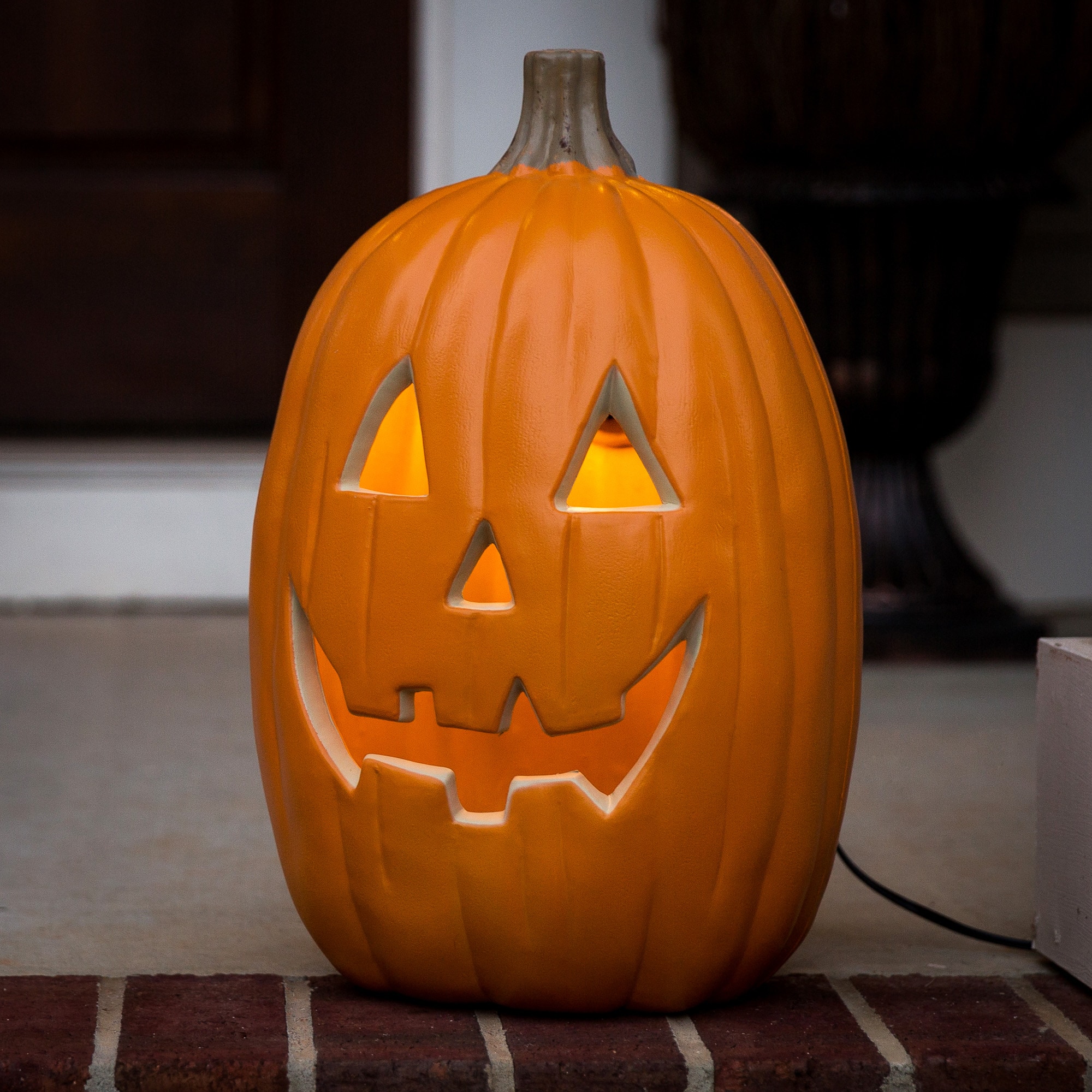 Haunted Living 15.94-in Lighted Jack-o-lantern Tabletop Decoration in ...