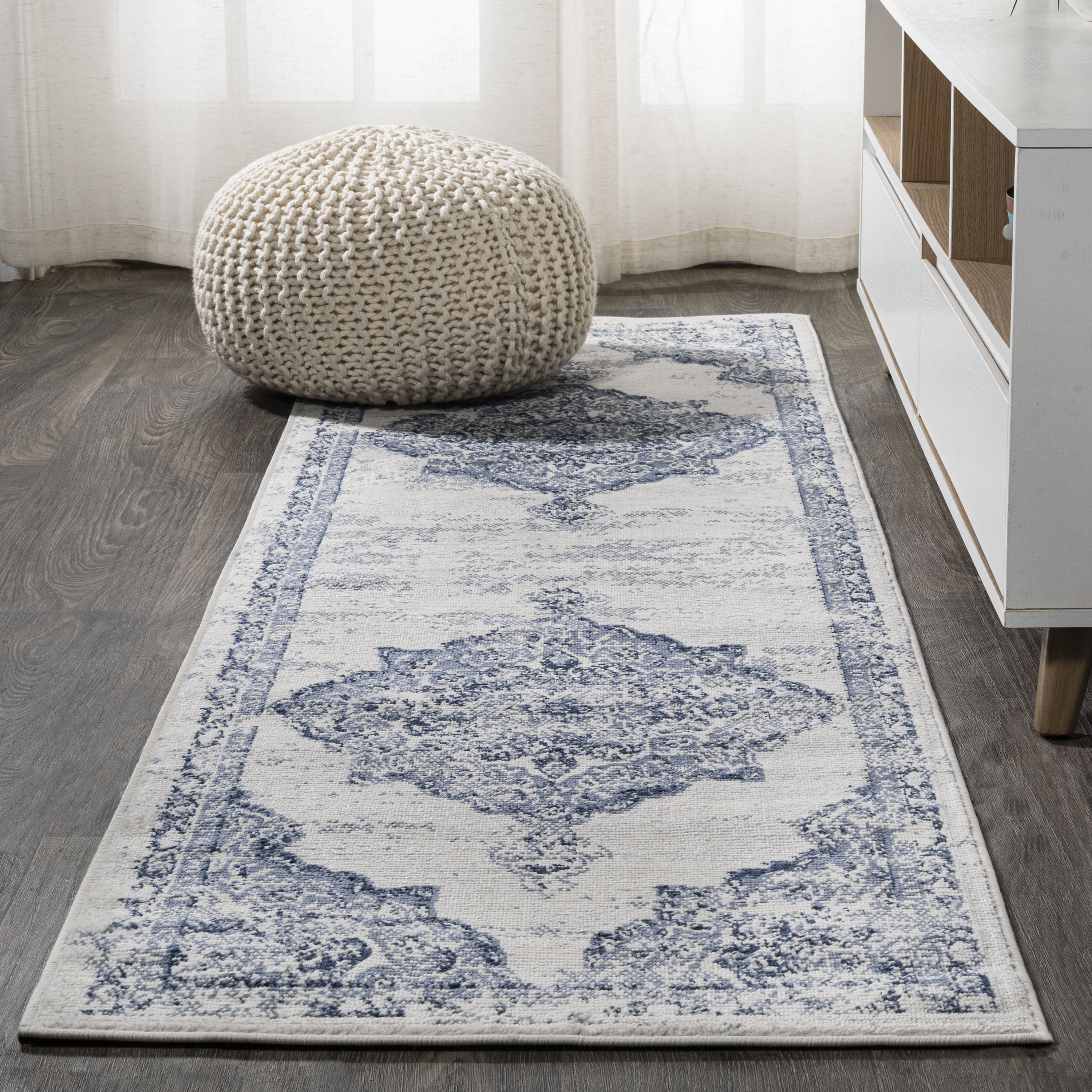 JONATHAN  Y MDP400F-210 MODERN PERSIAN Alhambra 2 x 10 (ft) Loomed Polypropylene Light Blue/Ivory Rectangular Indoor Medallion Persian Runner rug