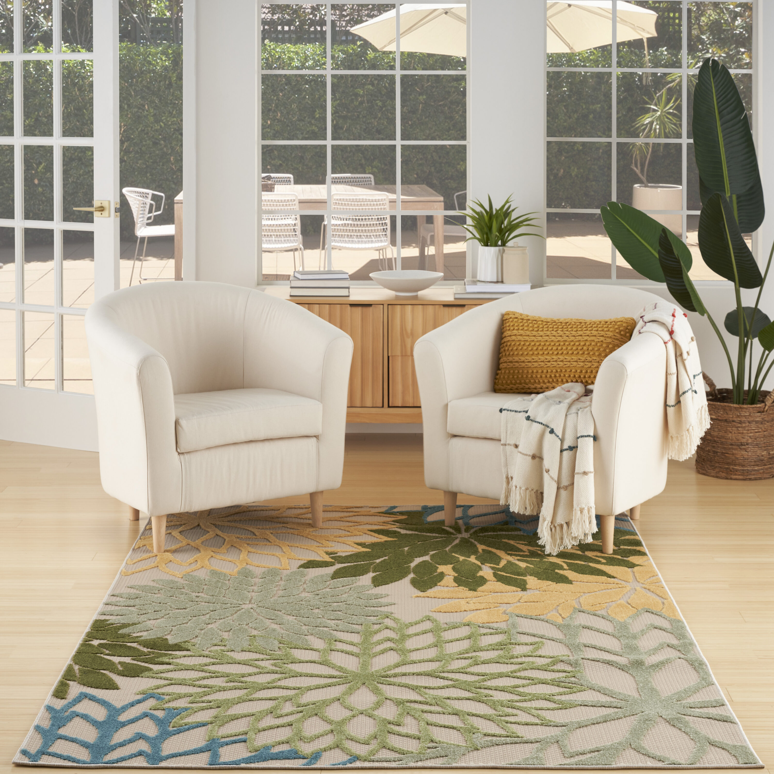 Nourison Home 099446952936 6 x 9 (ft) Loomed Polypropylene Green Multicolor Rectangular Indoor/Outdoor Floral/Botanical Tropical Area rug