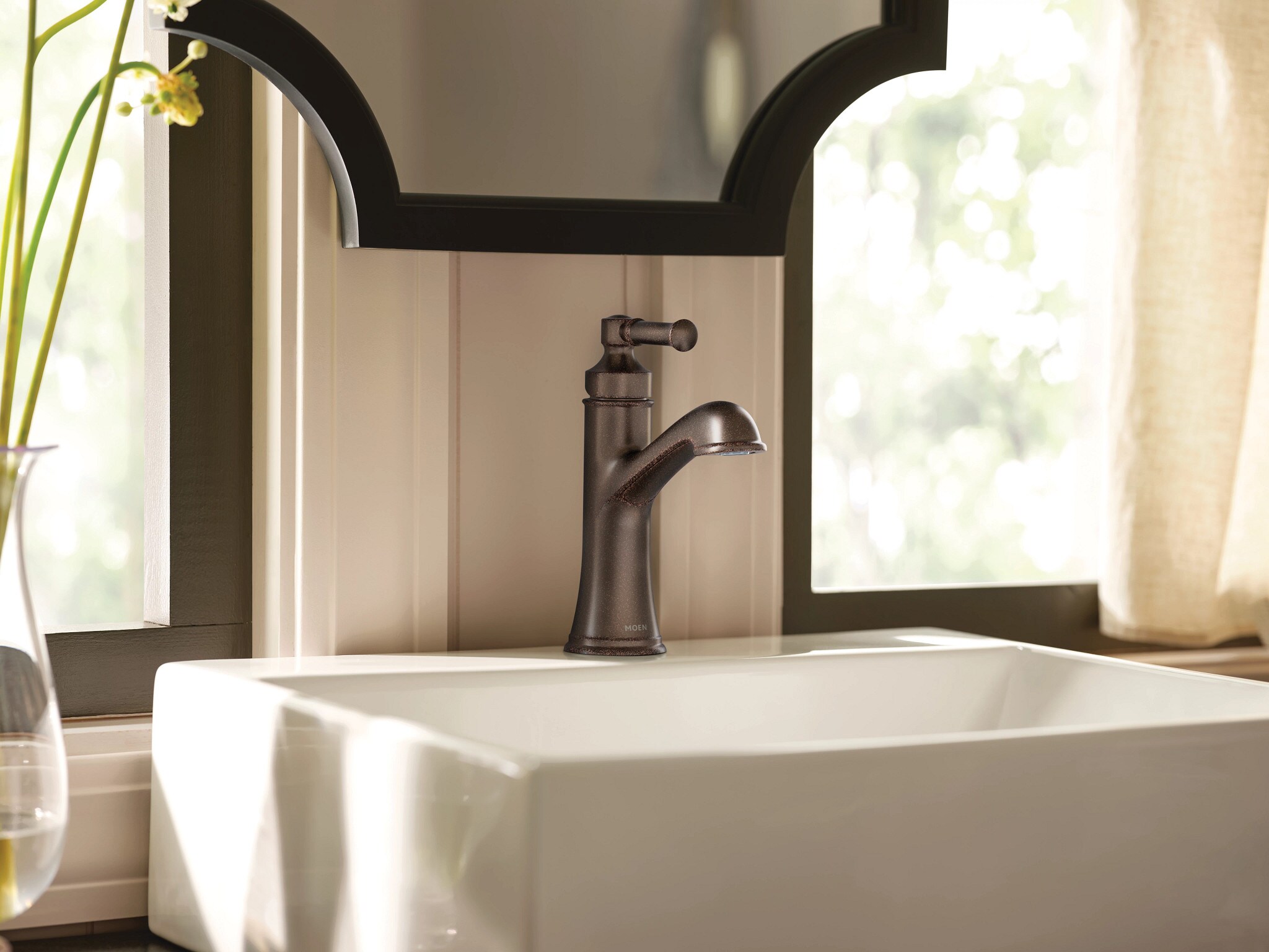 Moen Dartmoor Oil Rubbed Bronze 1handle Single Hole Midarc Bathroom