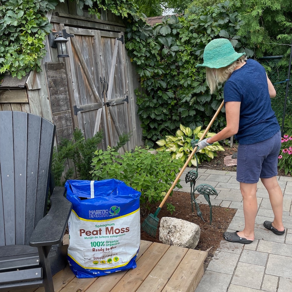 Organic Canadian Sphagnum Peat Moss (8 Dry Qt) – Green Thumb Nursery