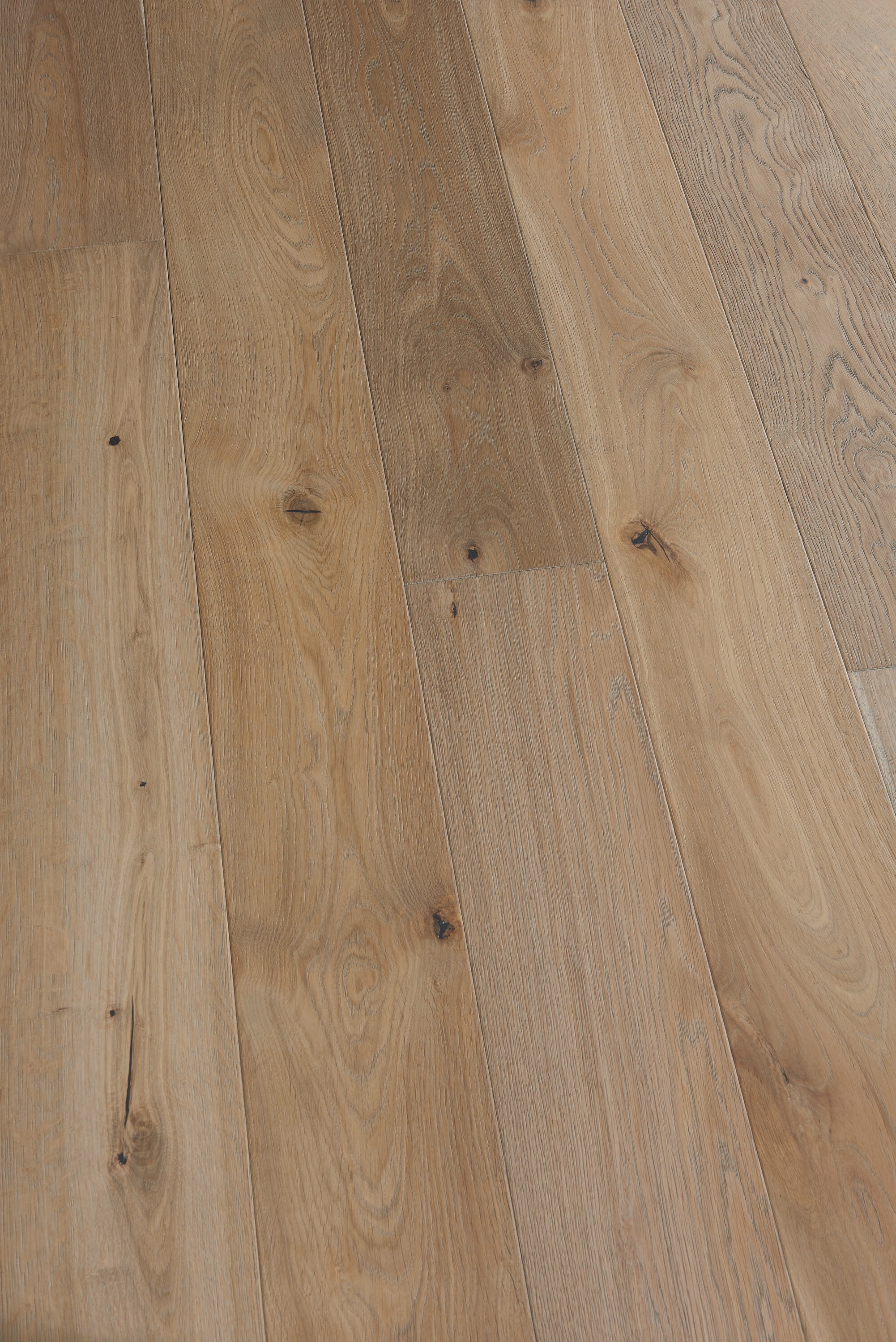 Villa Barcelona LOWMRTG537SAMP Hardwood-Flooring-Samples - View #4