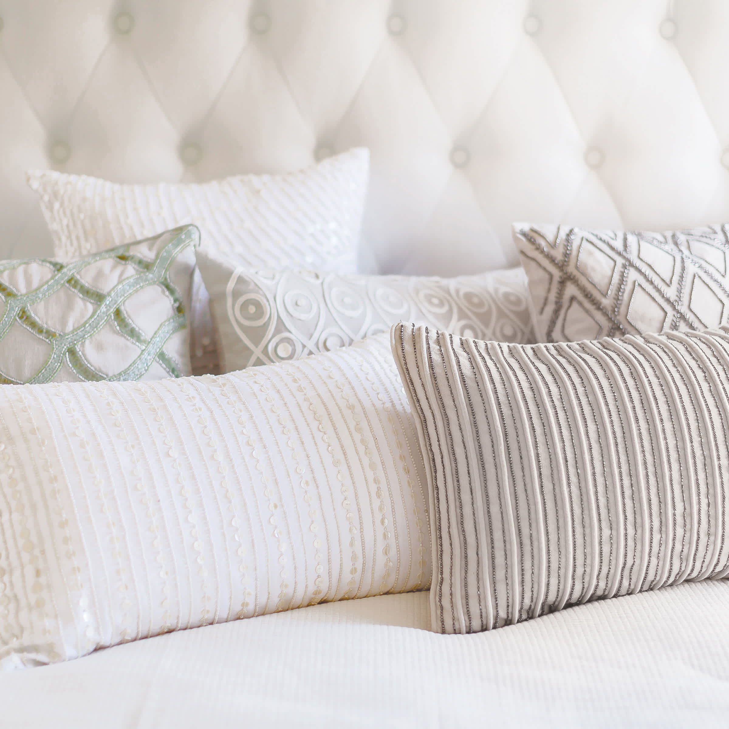ELISABETH YORK 86156093 Accent-Pillows - View #2