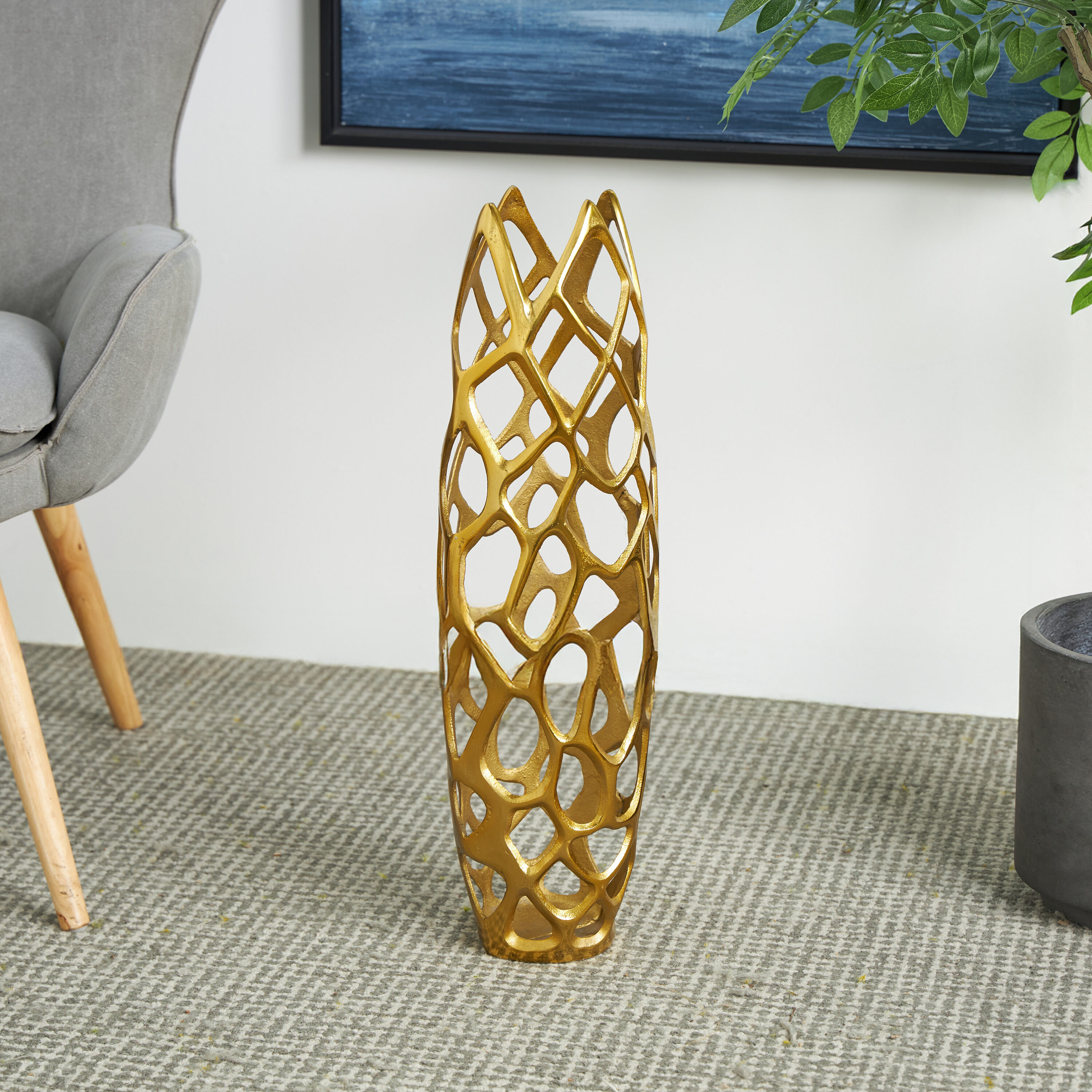 Grayson Lane 37661 Gold Aluminum Modern Vase