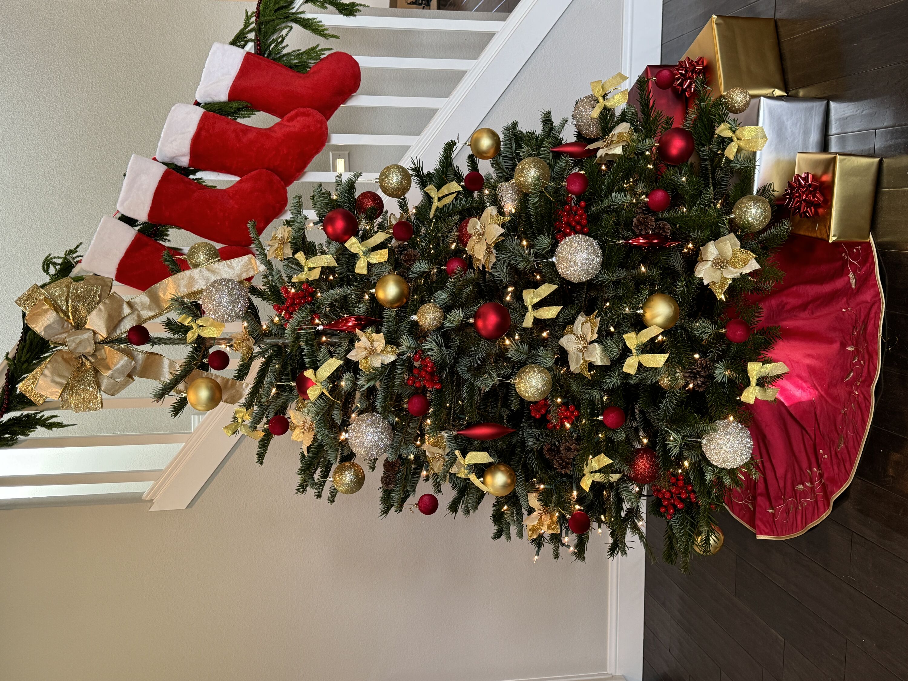  CHMF506 Fresh-Christmas-Trees - View #3