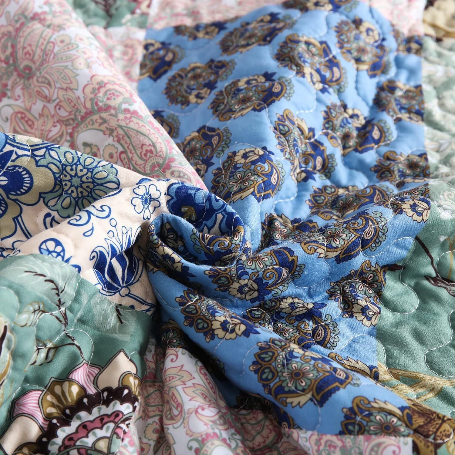 MarCielo B026-Q bedding - View #5