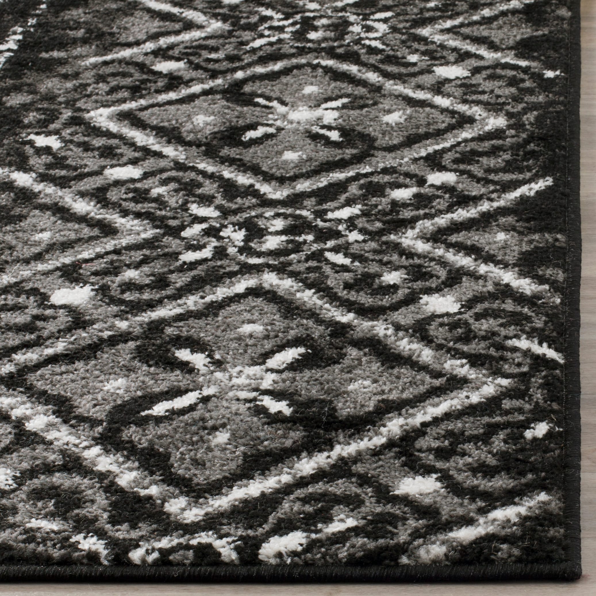Adirondack Black and Silver 8' Square Area Rug