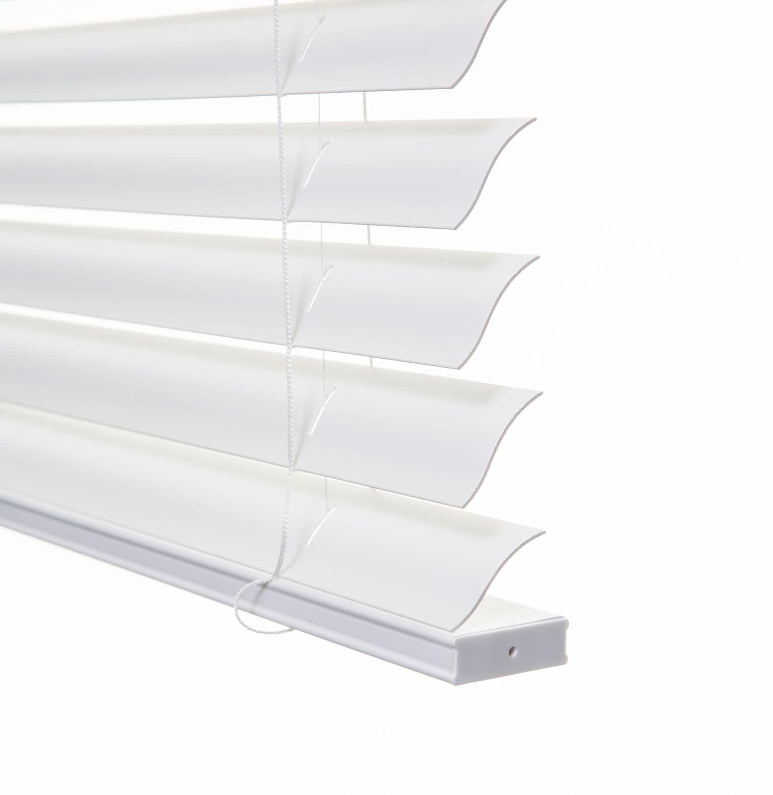 Wave Contour 2-in Slat Width 27-in x 36-in Cordless Soft White Faux Wood  Room Darkening Horizontal Blinds in the Blinds department at