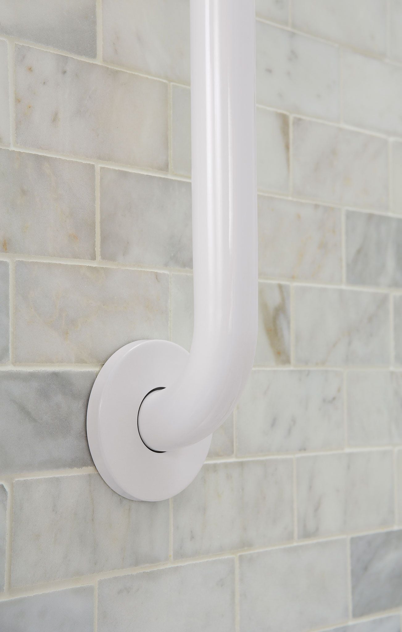 Moen Moen Home Care 24in Glacier Wall Mount ADA Compliant Grab Bar (500lb Weight Capacity) in