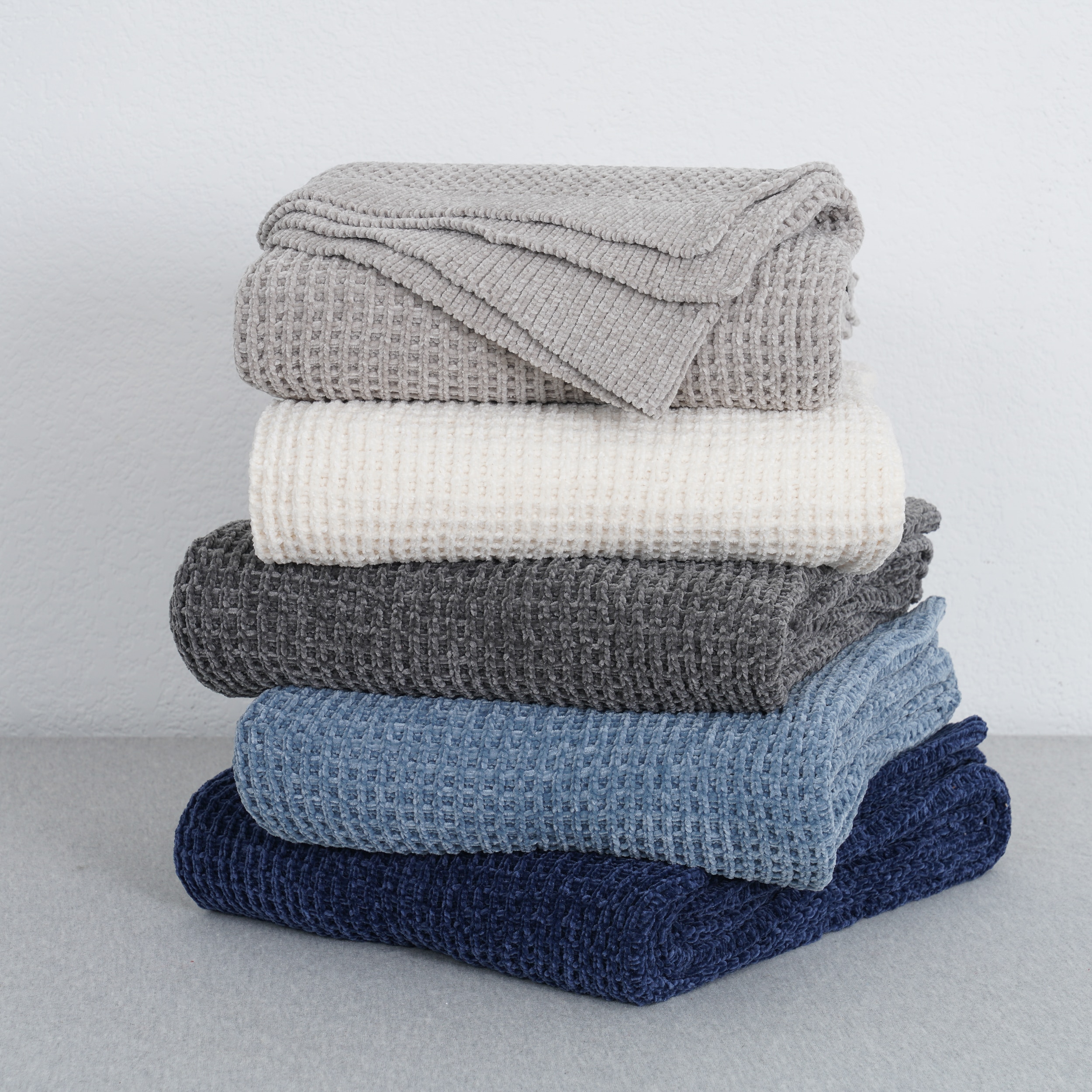 EVERGRACE 202004T18 Blankets-And-Throws - View #4