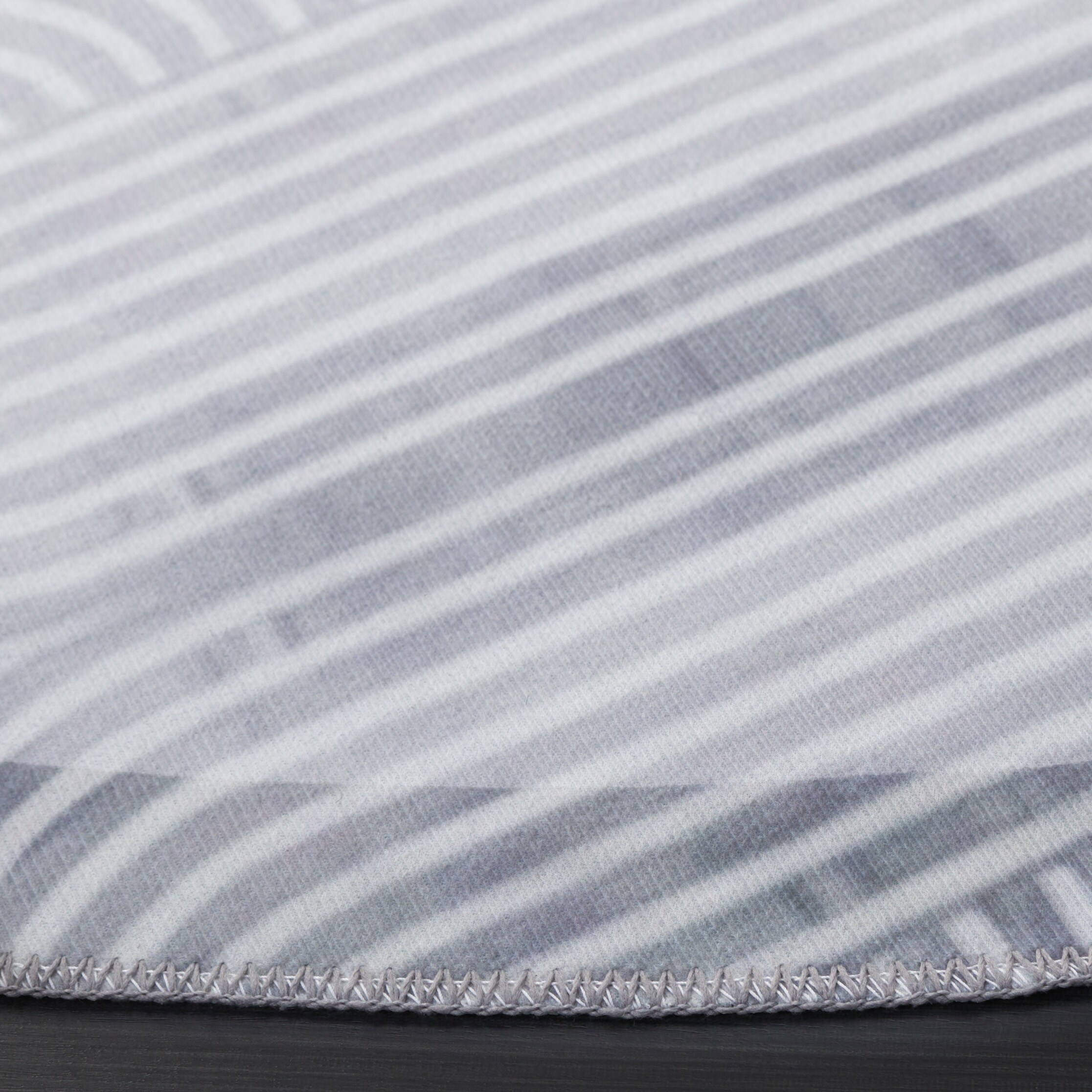 Safavieh MBU840F-6R rugs - View #3