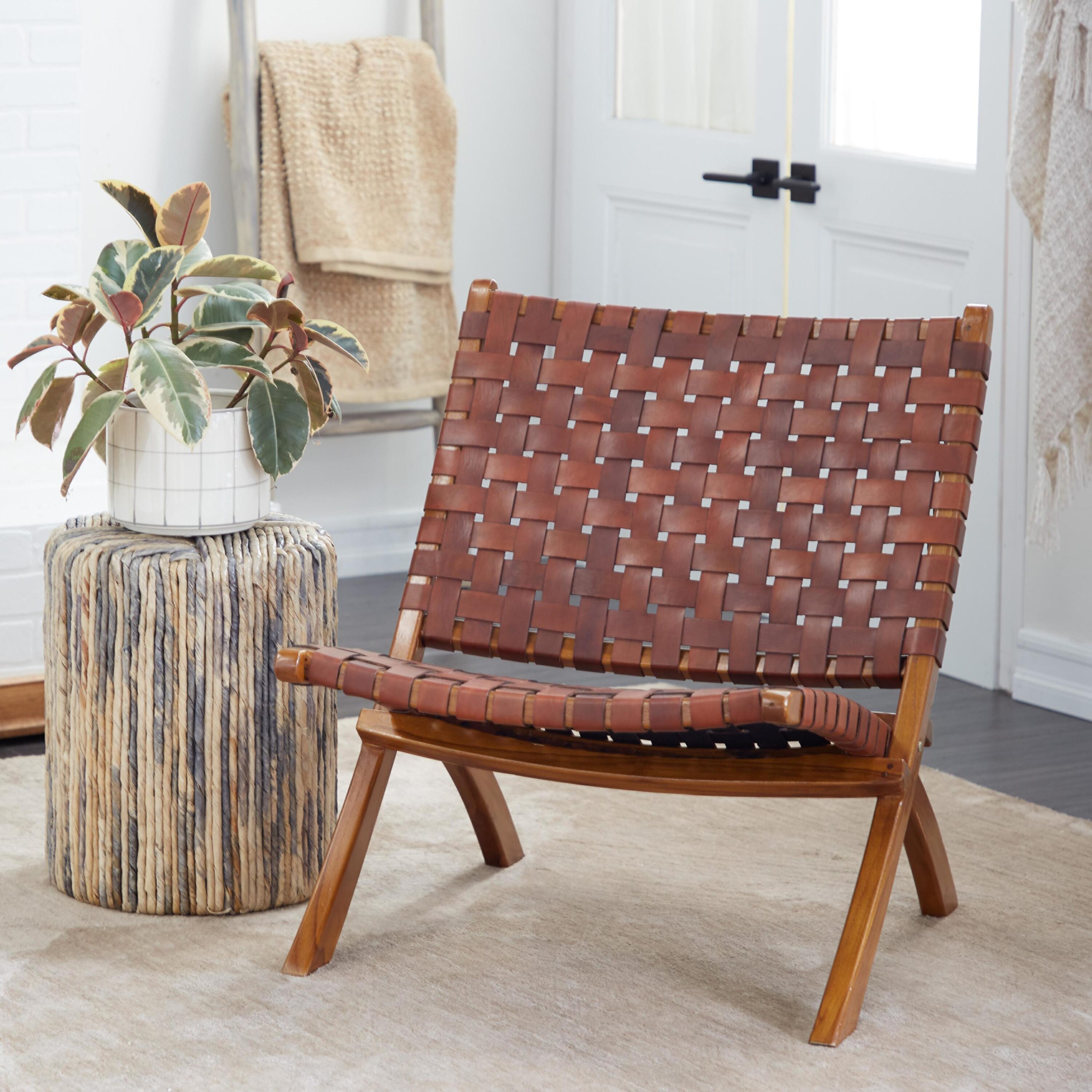 Grayson Lane 36919 Brown Commercial/Residential Standard Folding Chair with Woven Seat ( Indoor )