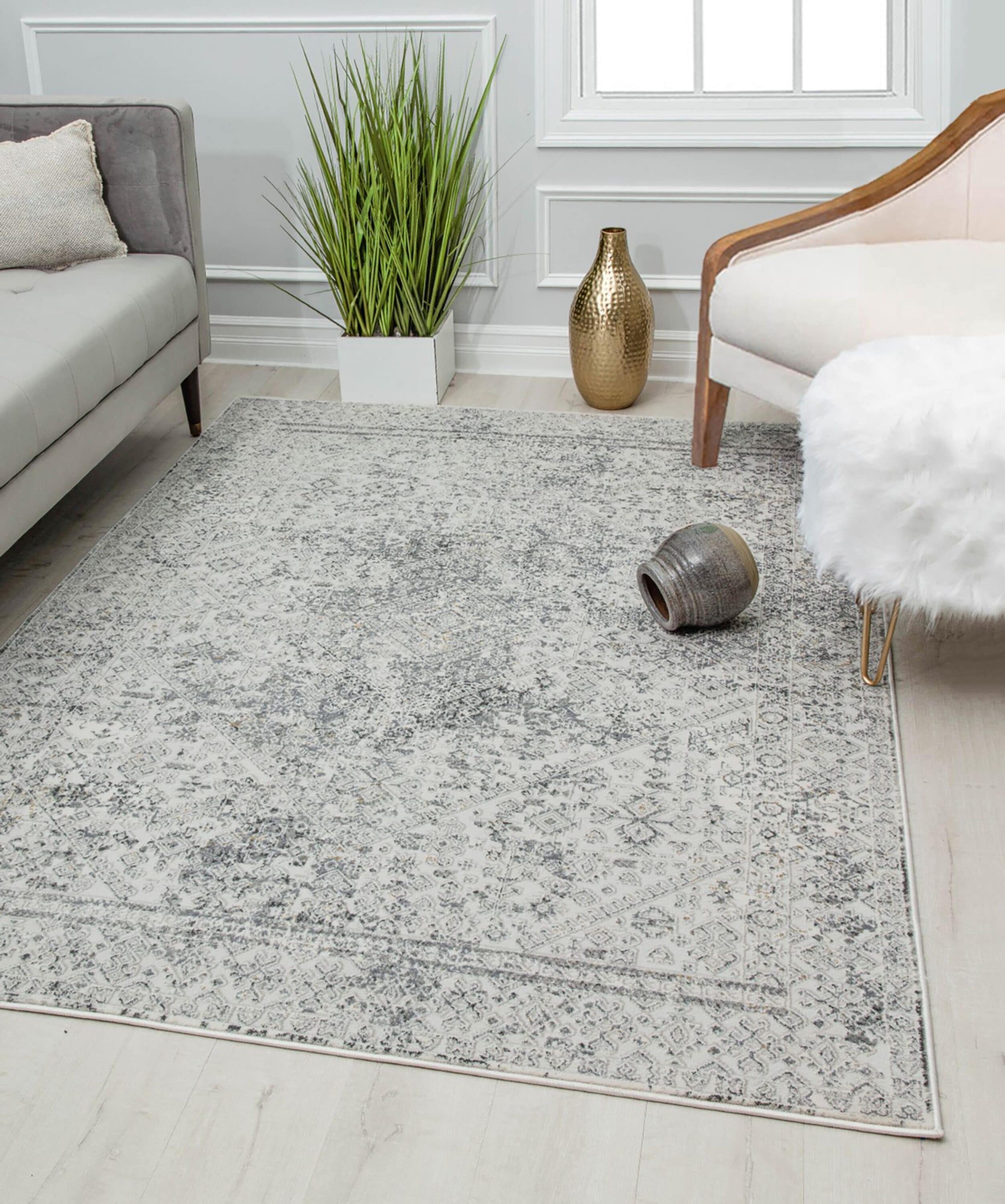 Rugs America 30360 Auden 5 x 7 (ft) Loomed Polyester Precious Platinum Rectangular Indoor Medallion Area rug