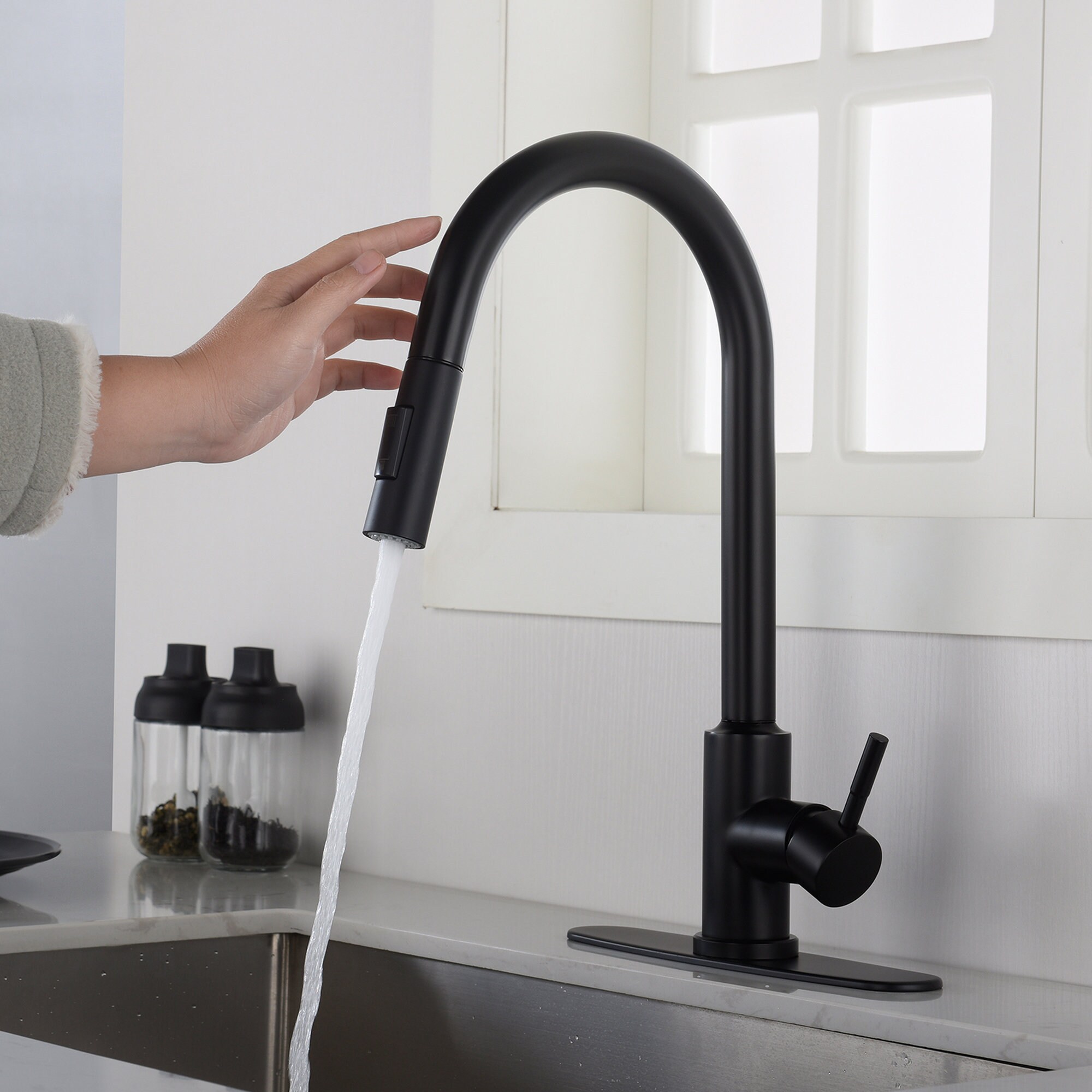Afoxsos Touch Kitchen Faucet with Pull Down Sprayer Touch On Off Function Single Handle 360 Degree Swivel Spout Corrosion Resistant Finish