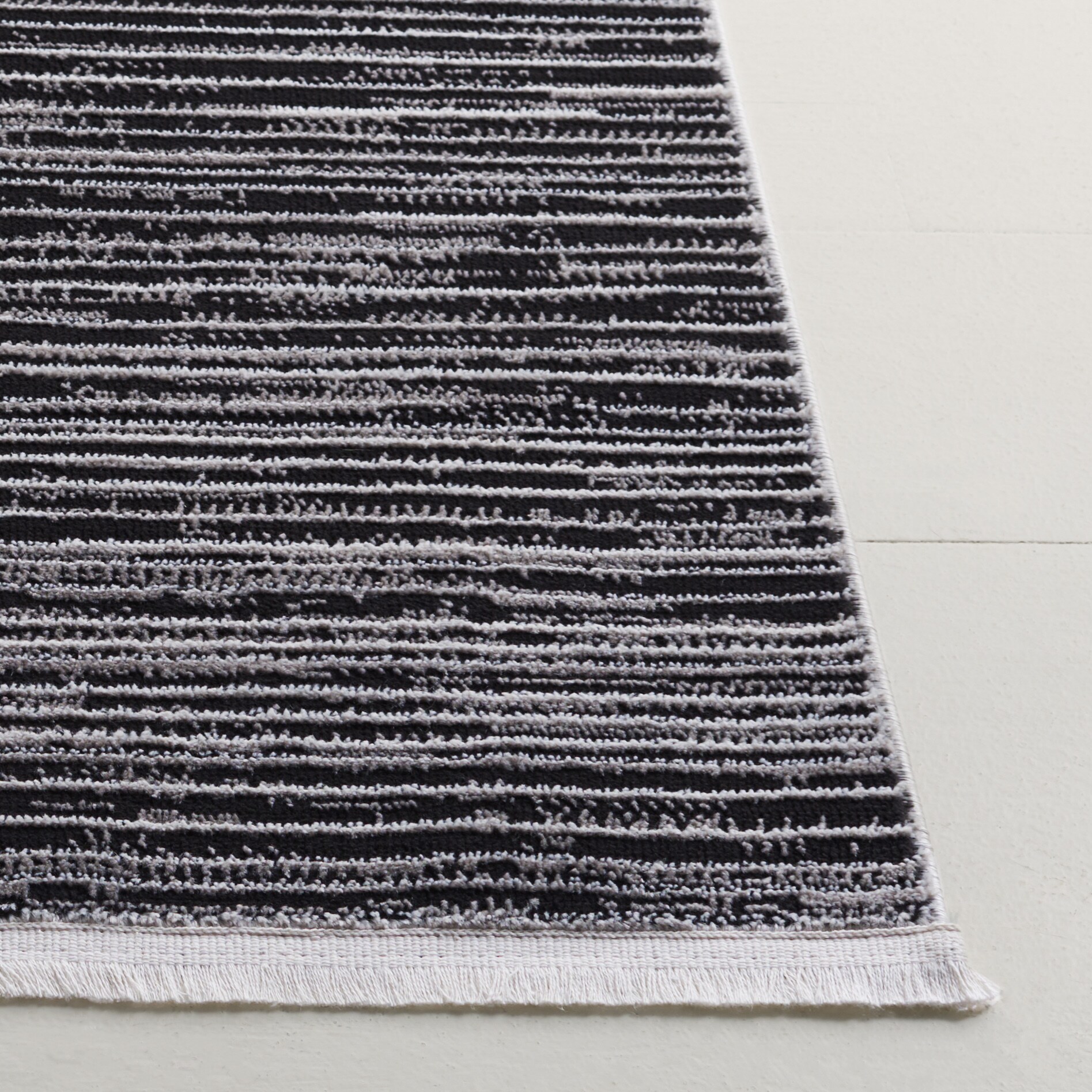 Safavieh MIL224B-7SQ rugs - View #2