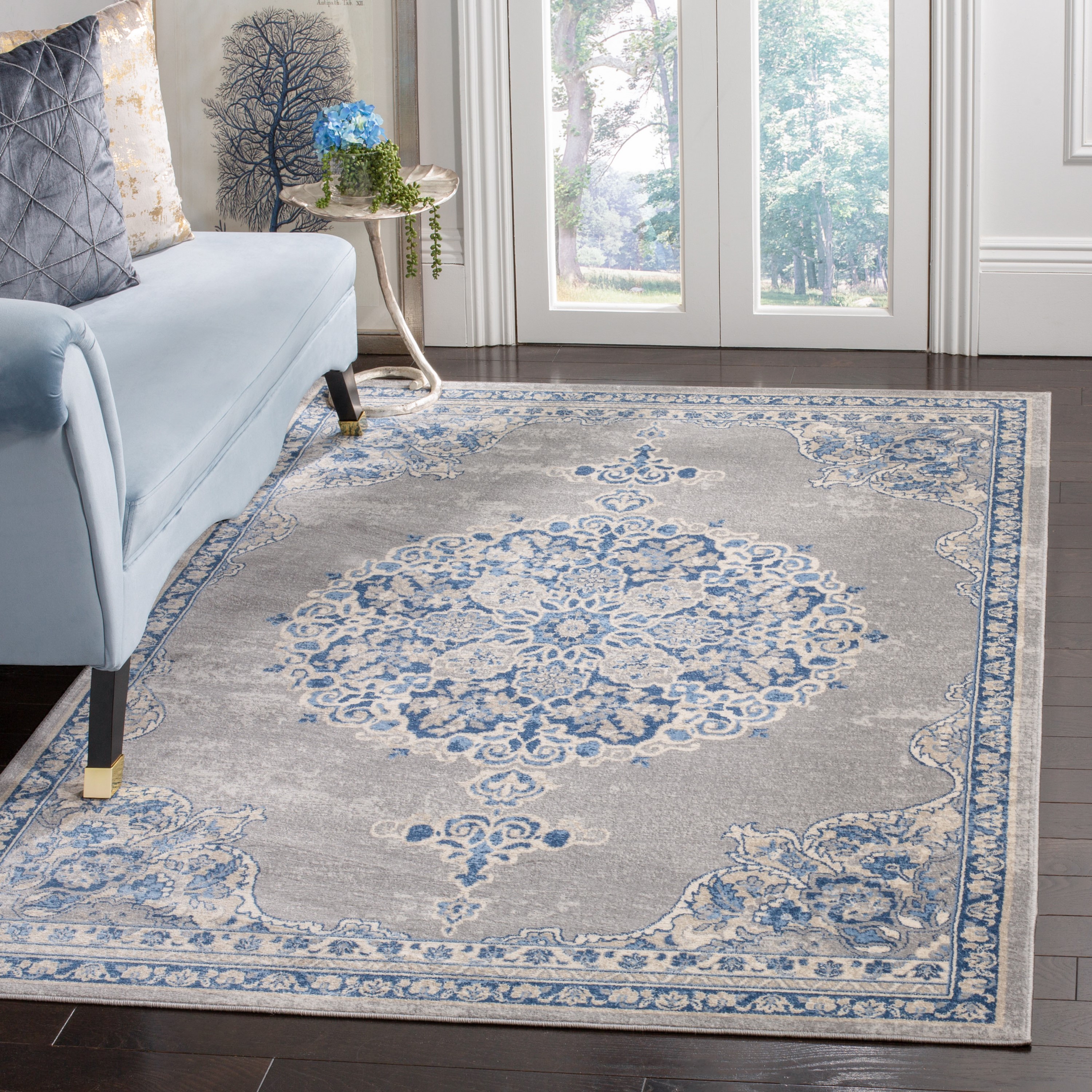 Safavieh BNT867G-24 Brentwood Dottie 2 x 4 (ft) Loomed Polypropylene Light Gray/Blue Rectangular Indoor Distressed/Overdyed Bohemian/Eclectic Runner rug