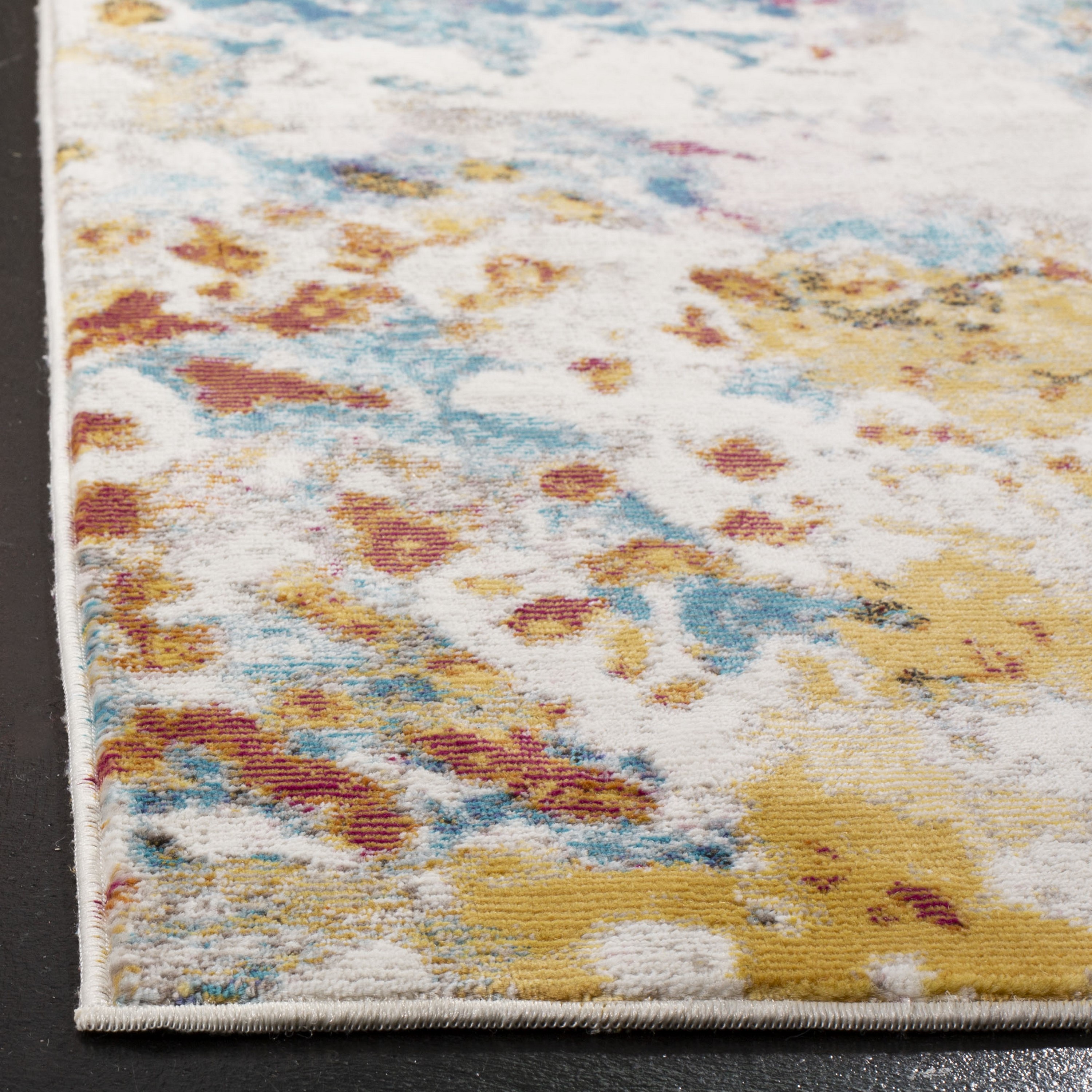 Aria 4' x 6' Multicolor Synthetic Area Rug