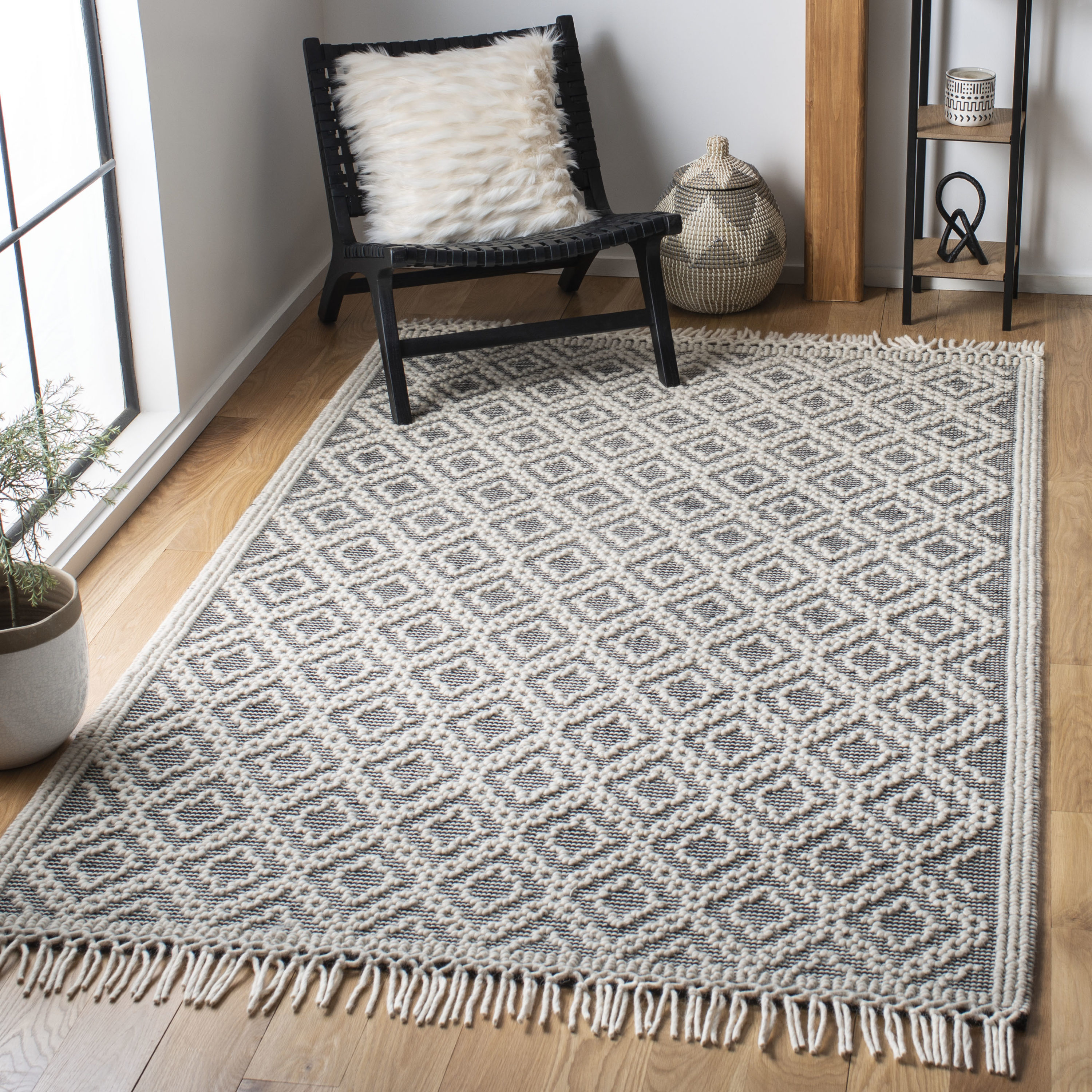 Ivory Coast Artisan 6' Square Hand-Tufted Wool Rug