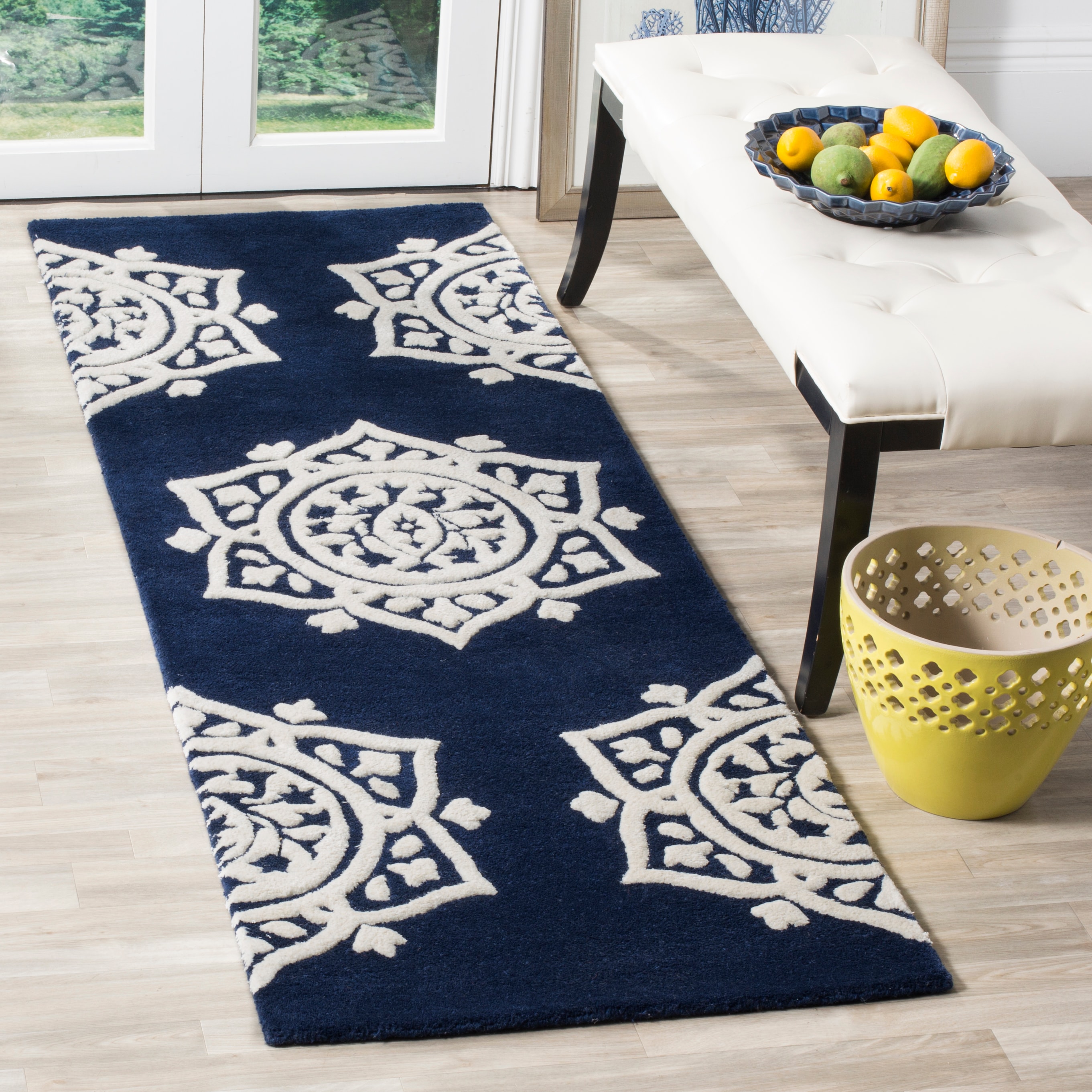 Safavieh BEL136B-27 Bella Zaria 2 x 7 (ft) Tufted Wool Navy/Ivory Rectangular Indoor Medallion Farmhouse/Cottage Runner rug