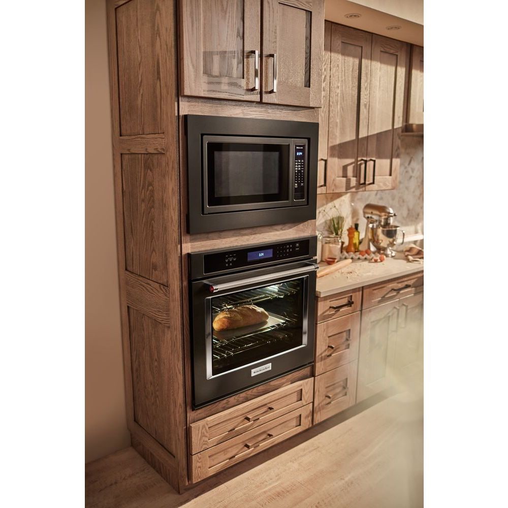 KitchenAid 2.2 cu ft 1200 watt countertop microwave oven - Matthews  Auctioneers