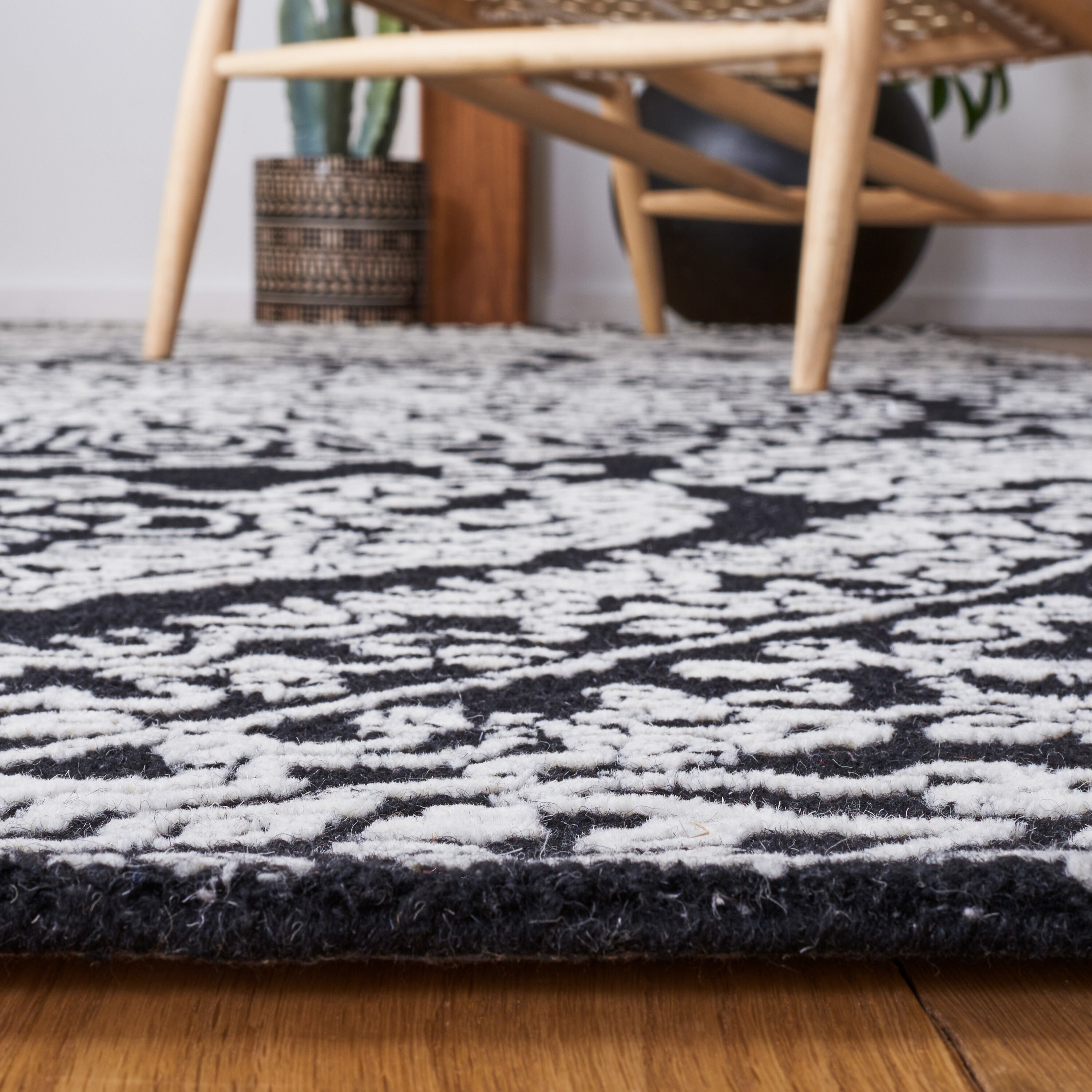 Safavieh MET993Z-8 rugs - View #4