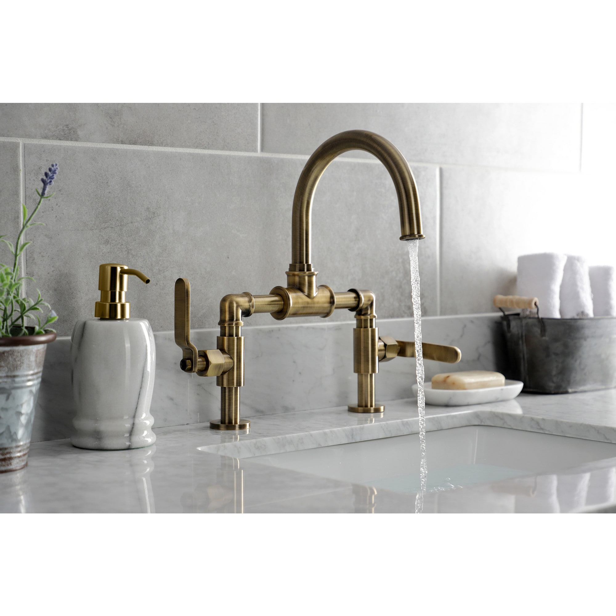 Kingston Brass WLKS2173KL Lavatory-Faucets - View #5