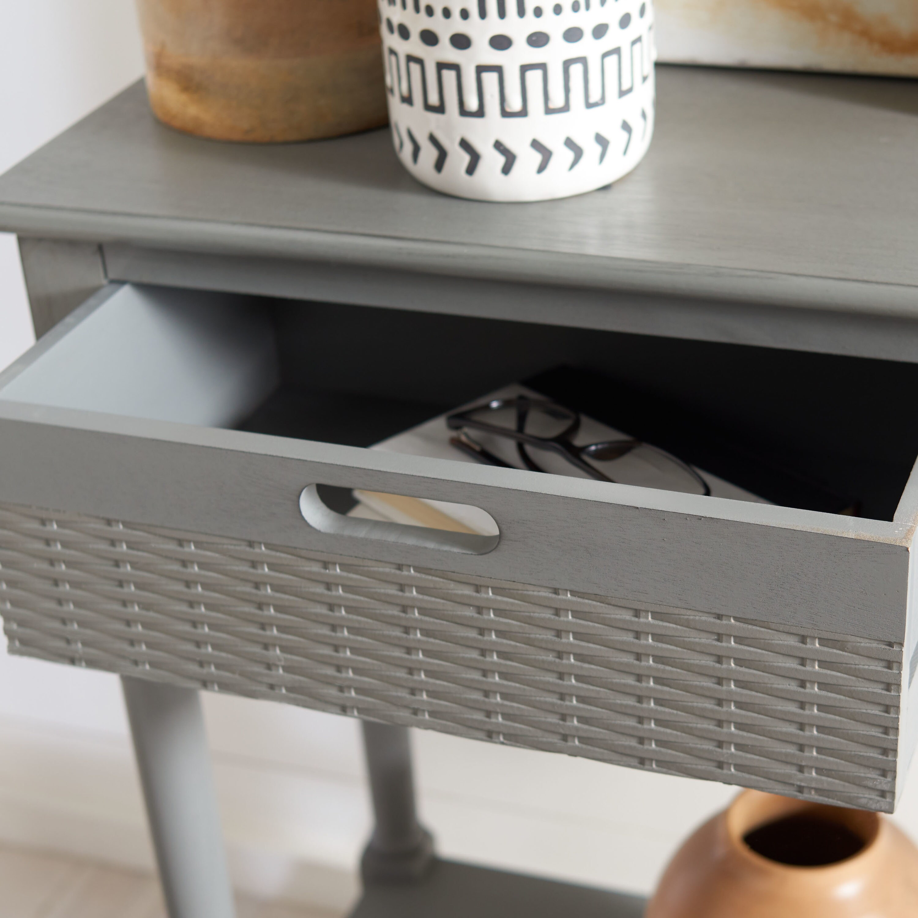 Safavieh CNS5710E Console-Sofa-Tables - View #3