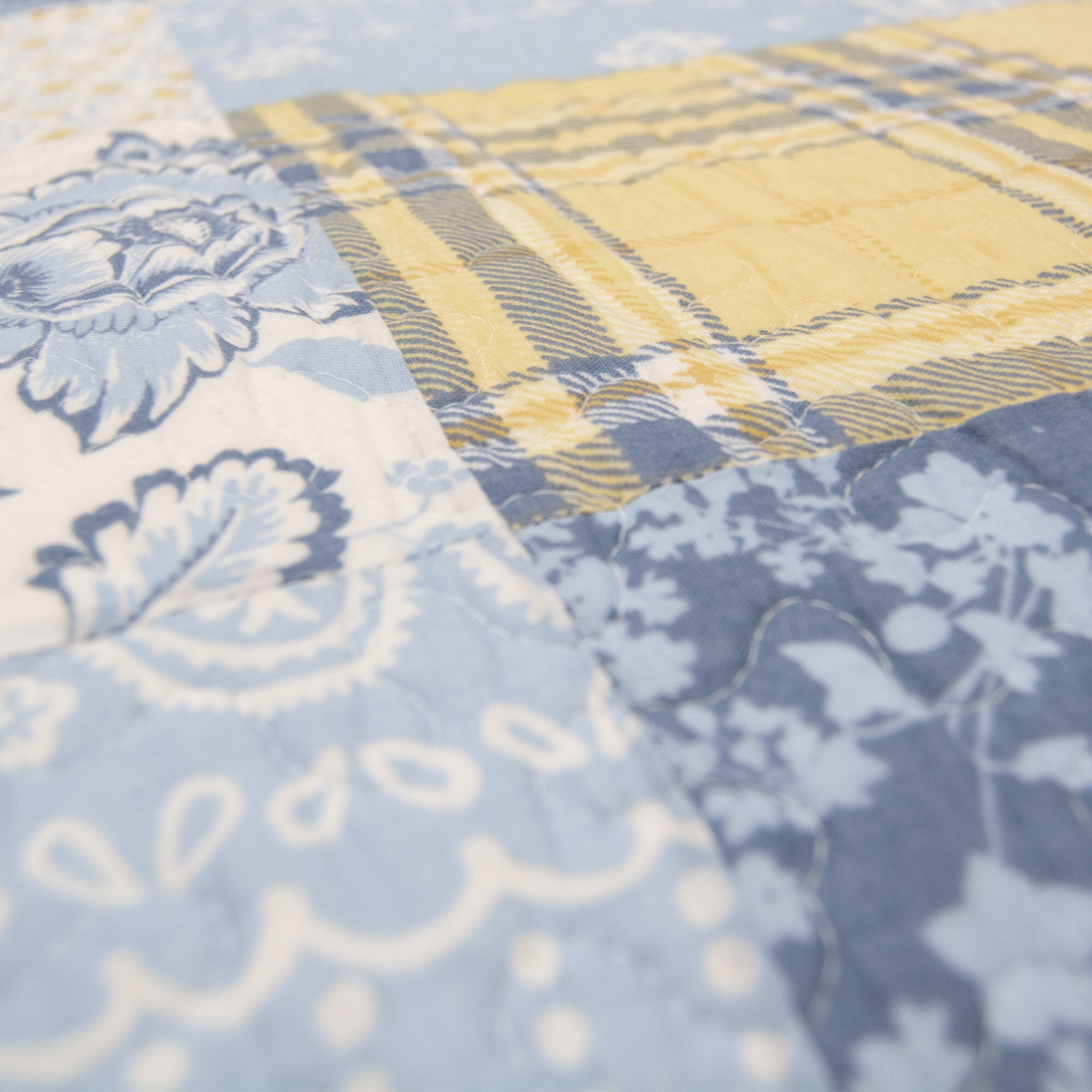 Donna Sharp 63225 bedding - View #4