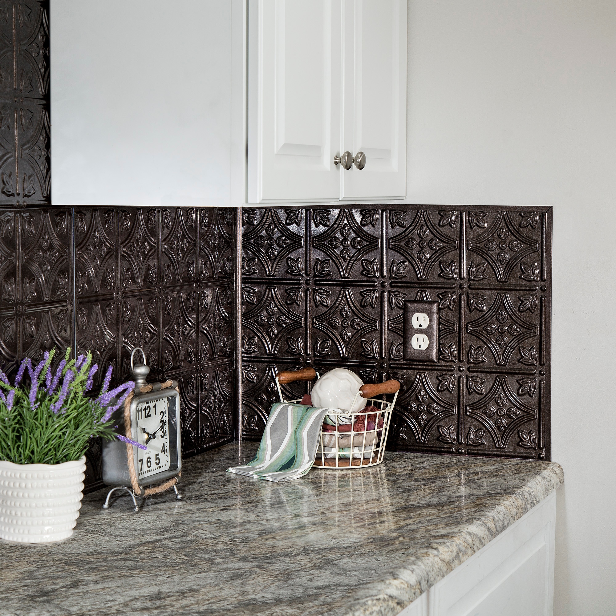 Fasade 0.75-in x 18-in Smoked Pewter Backsplash Panels in the Backsplash  Panels department at