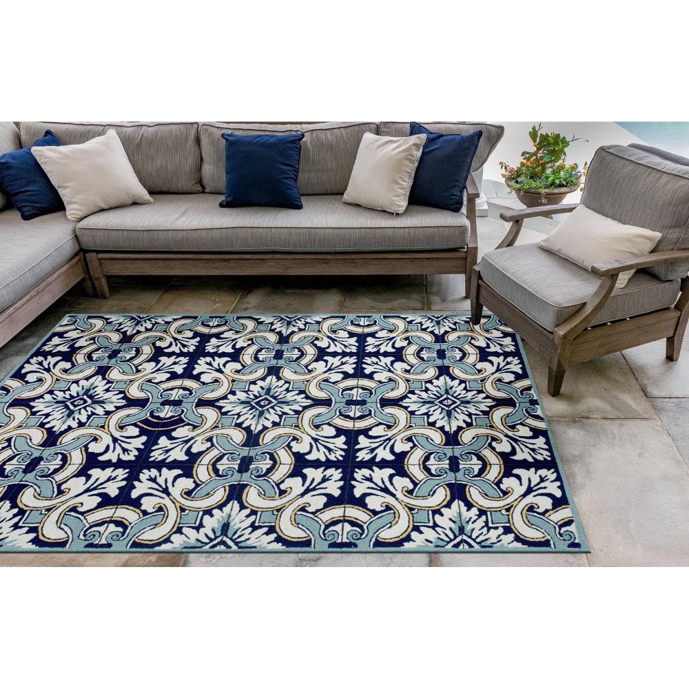 Blue Floral Tufted Rectangular Indoor/Outdoor Rug
