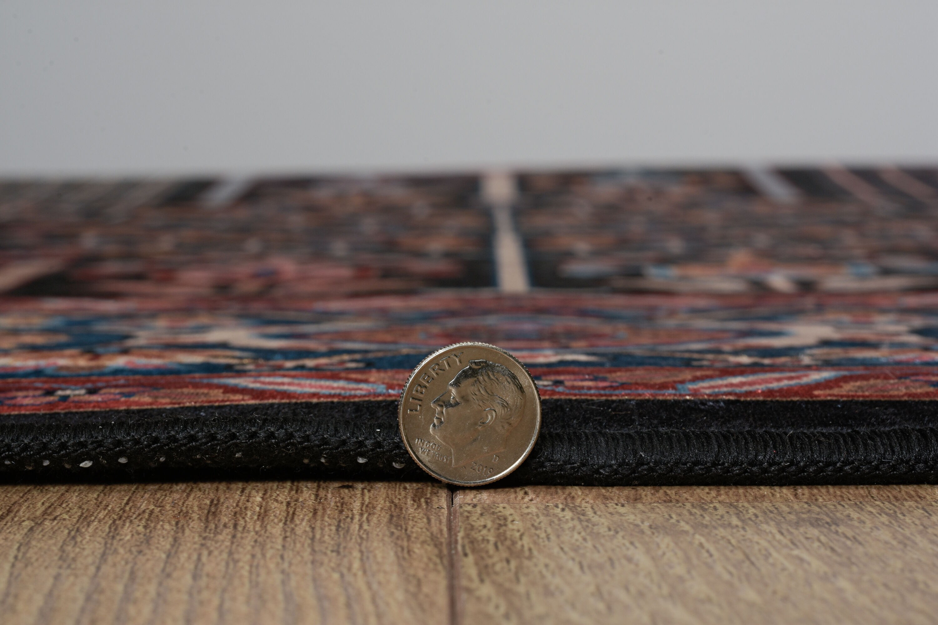 Linon RUGEM3235 rugs - View #5