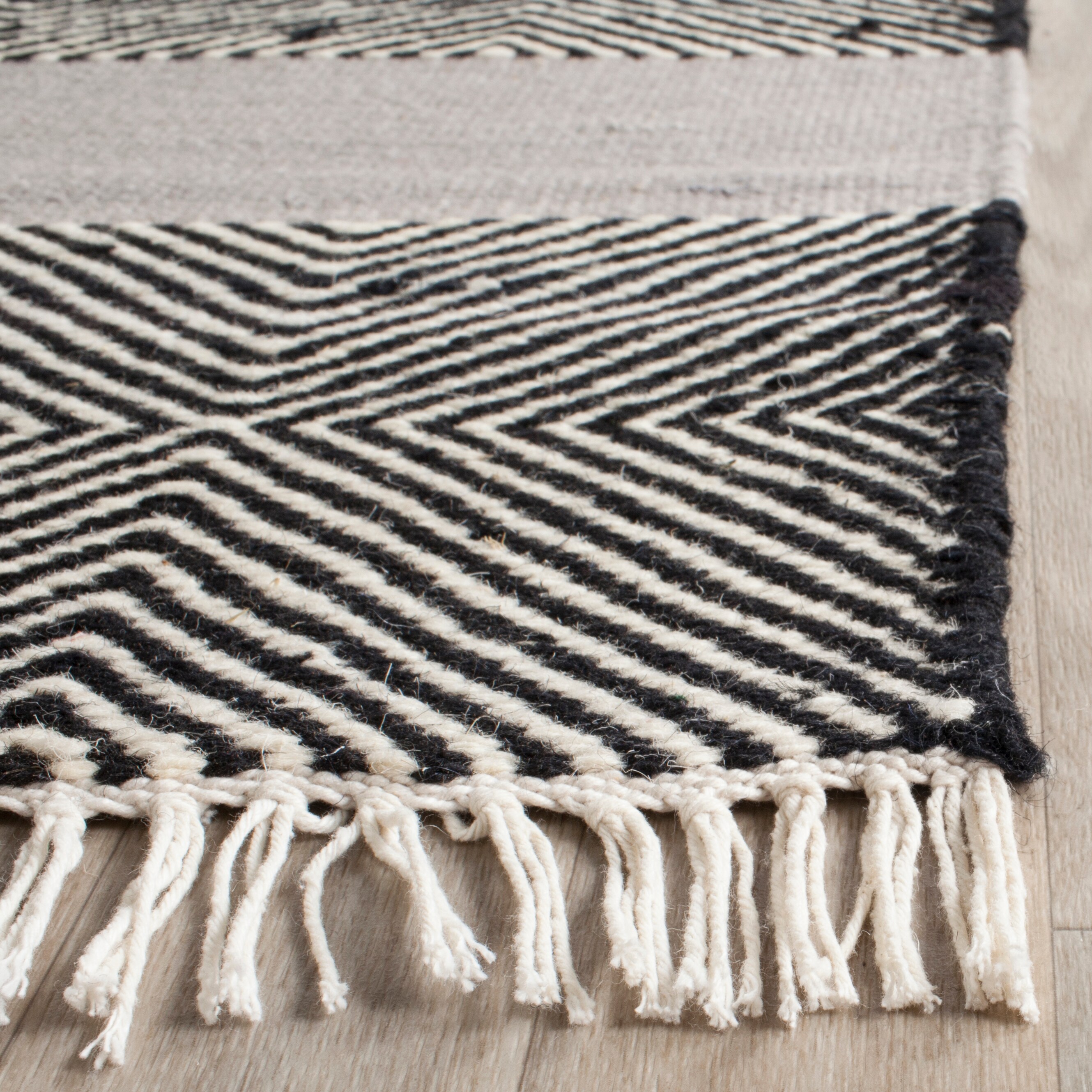 Safavieh KLM103A-8 rugs - View #3