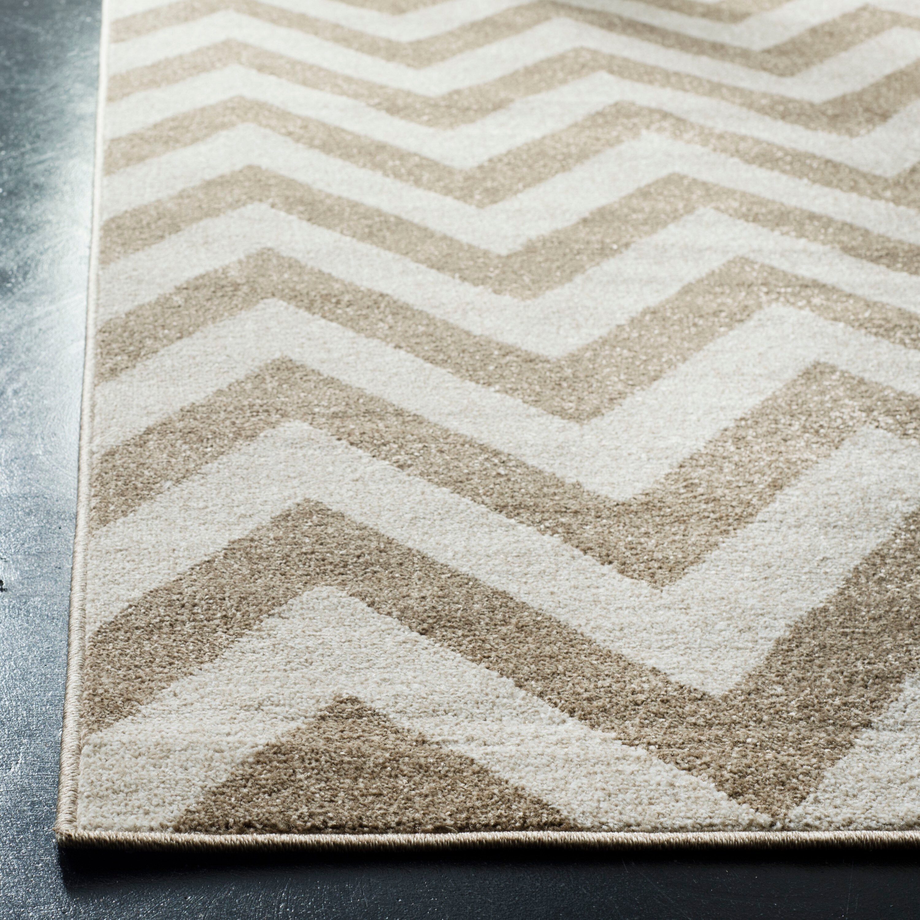 Safavieh AMT419S-4 rugs - View #3