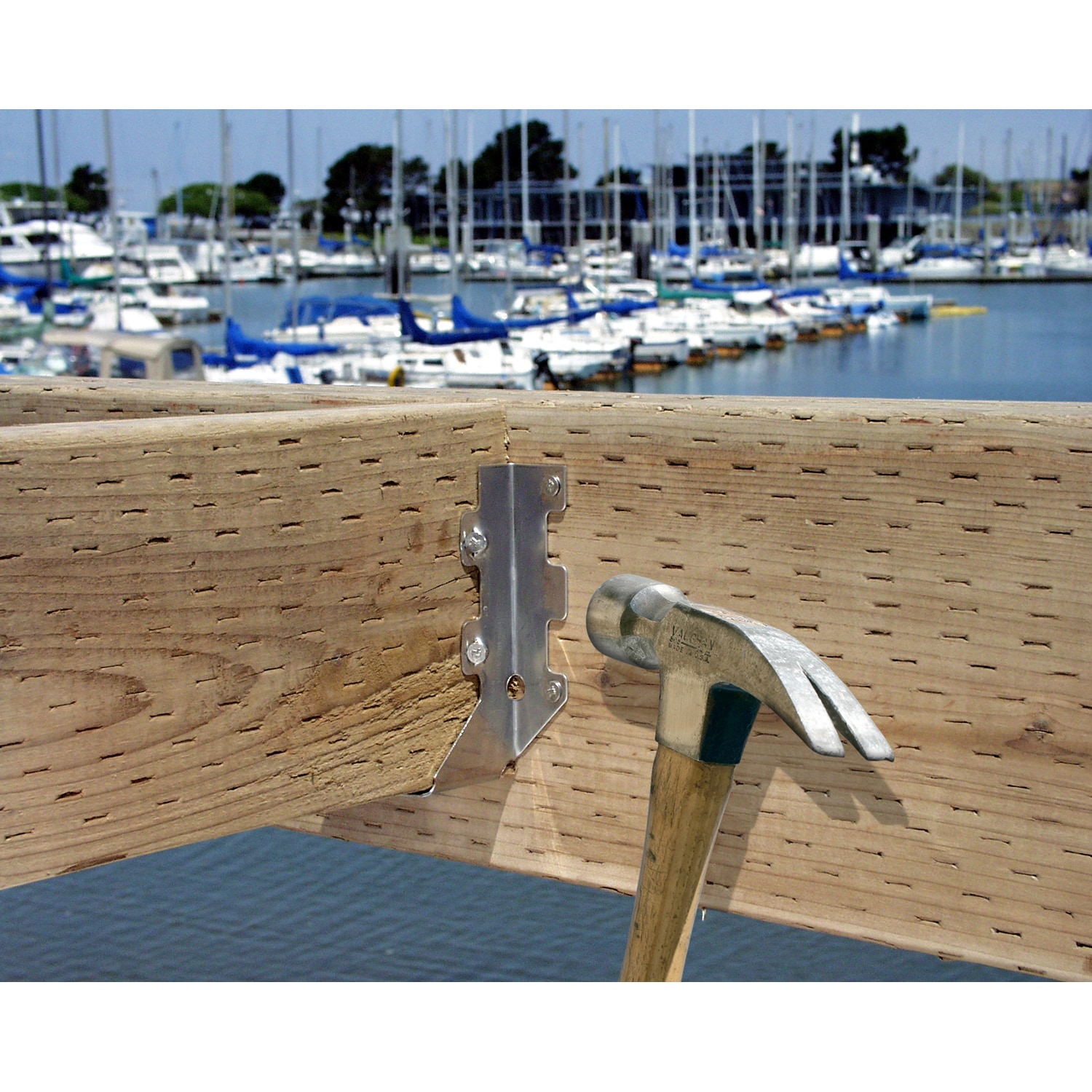 Simpson Strong-Tie LUS26SS Joist-Hangers - View #4