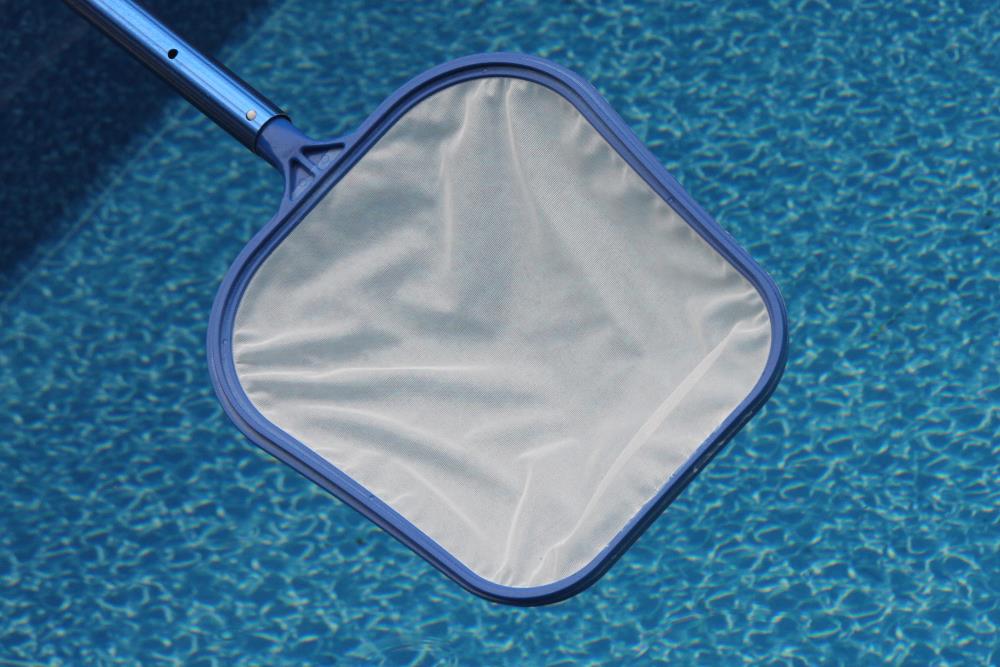 Aqua EZ Nylon Pole Included Pool Skimmer Deep Net in the Pool