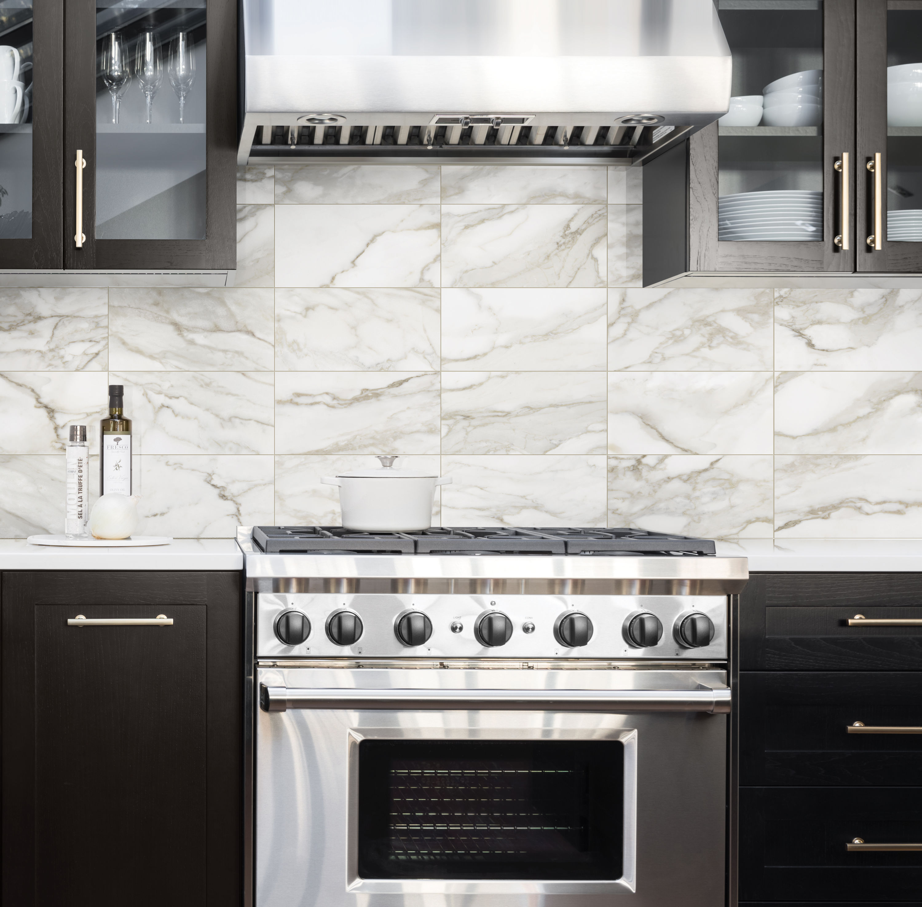 Satori Regent Calacatta 8-in x 16-in Glossy Ceramic Marble Look Wall Tile (0.86-sq. ft/ Piece)