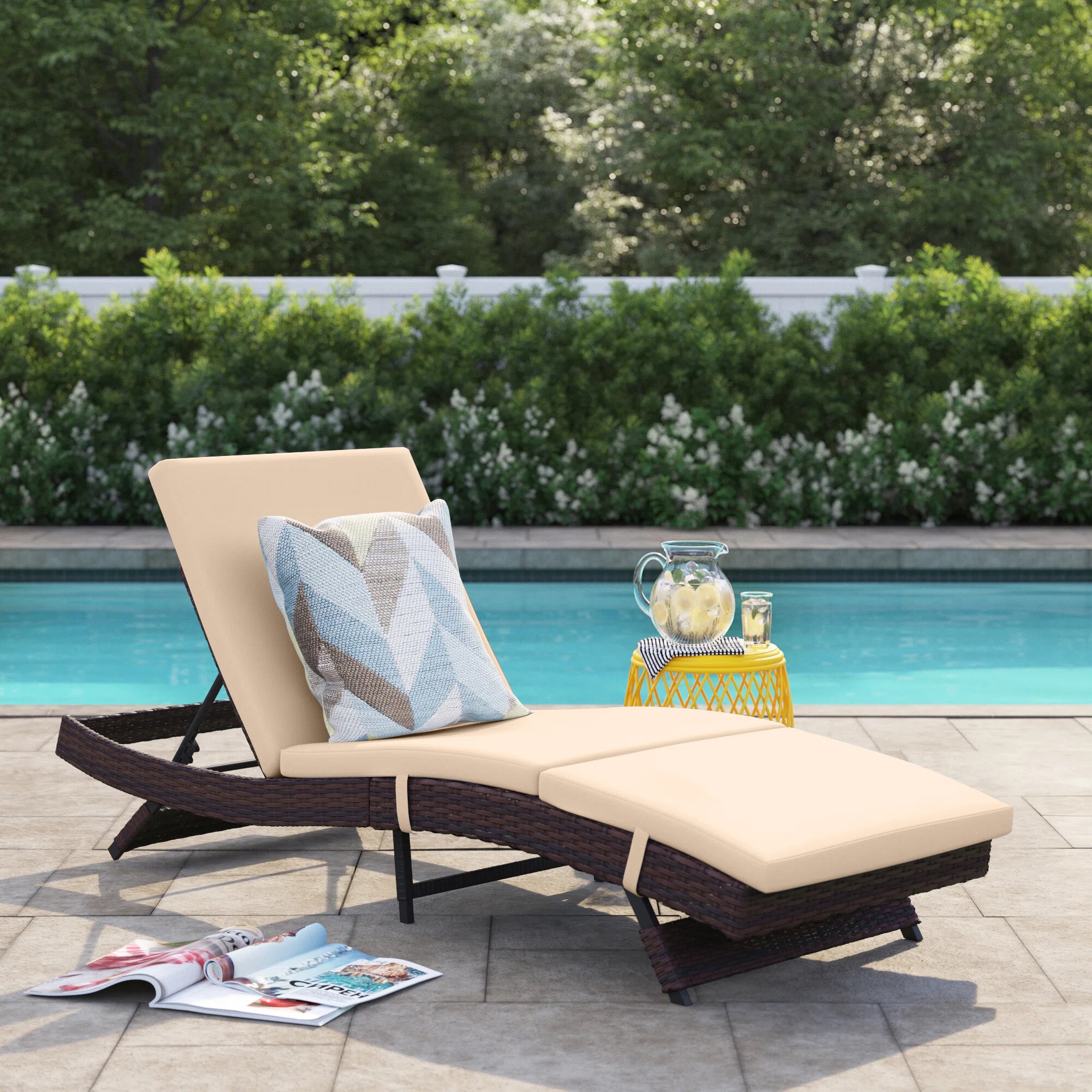 Chaise lounge Cushioned Patio Chairs at Lowes