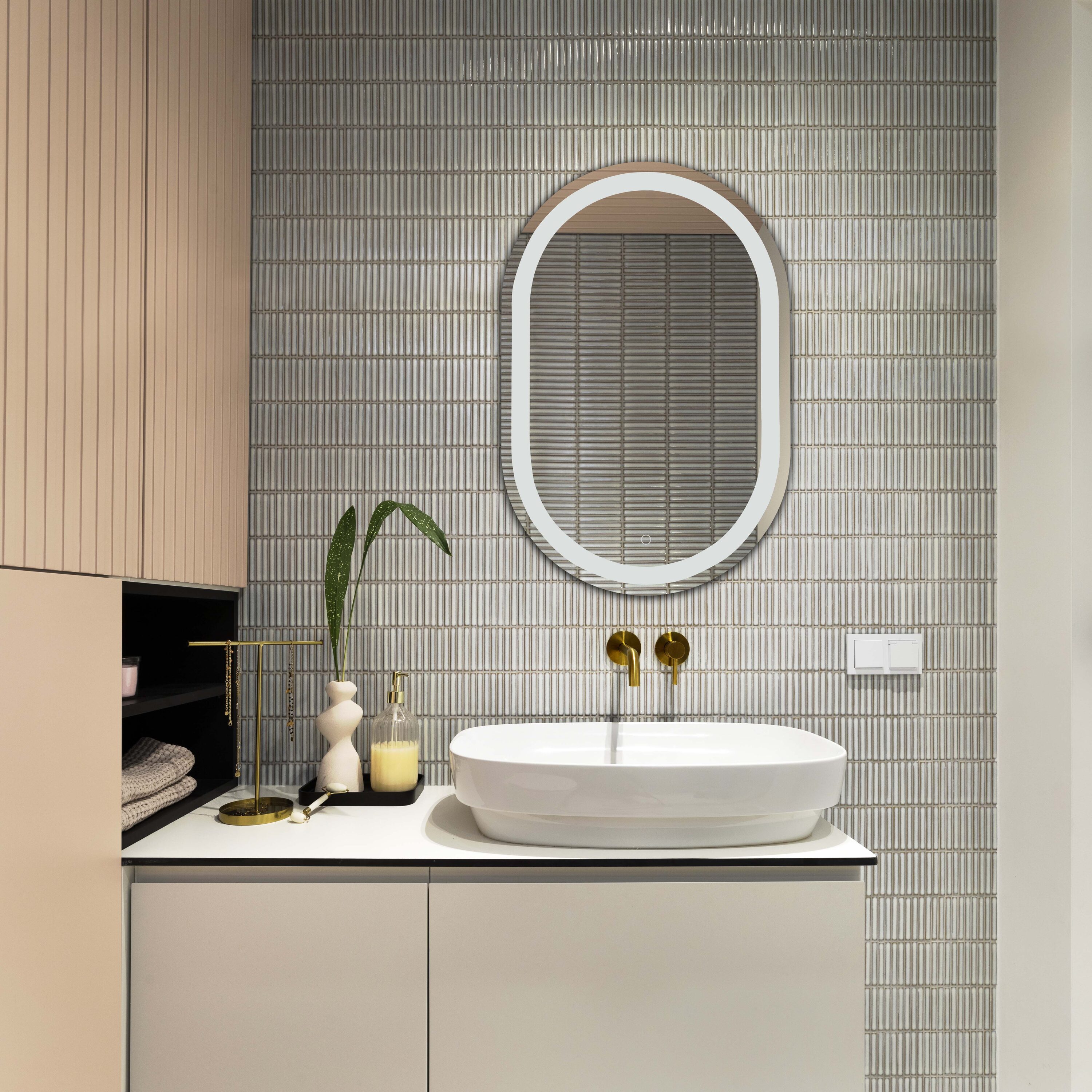 Safavieh LMR1002A Decor-Mirrors - View #2