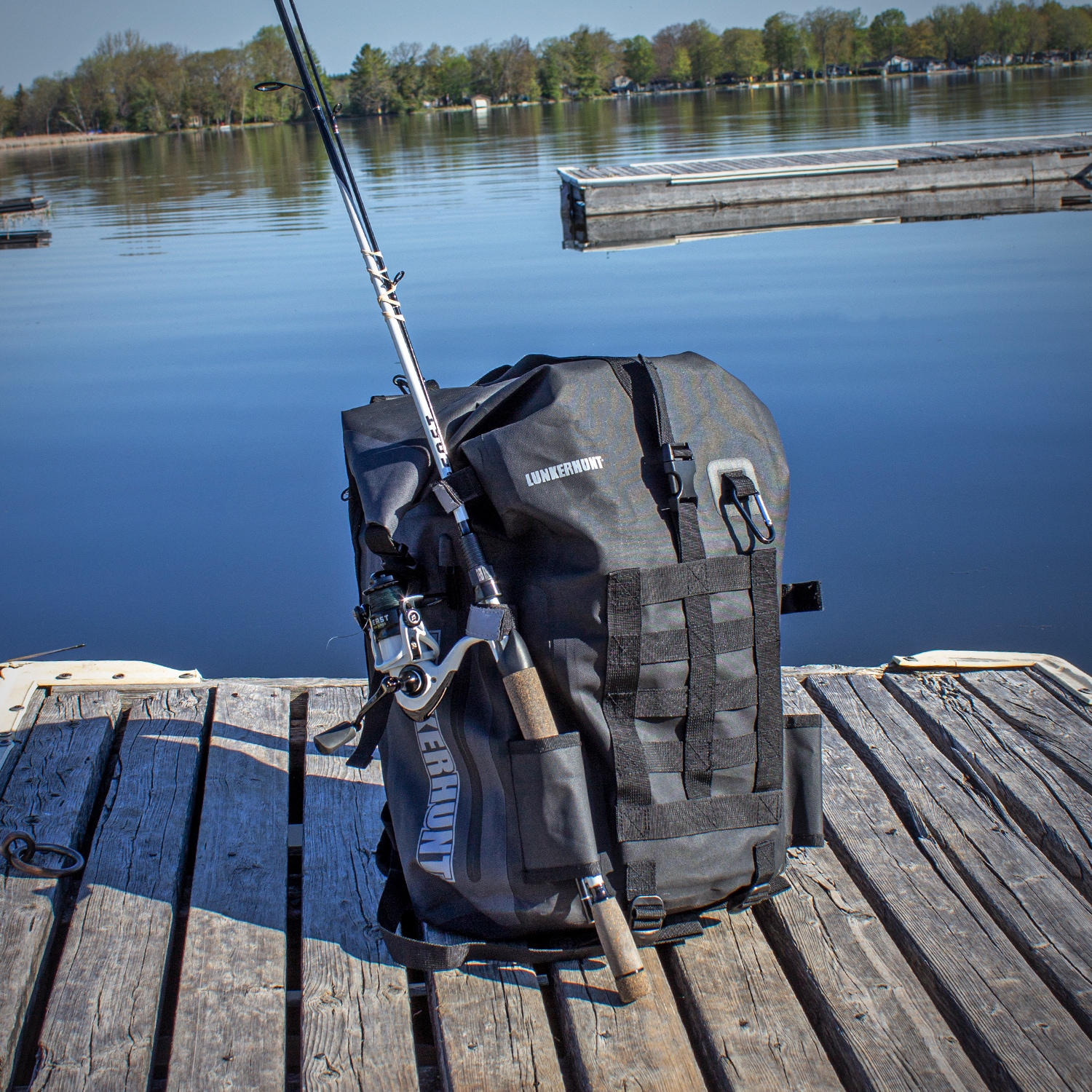 LUNKERHUNT LTS Avid waterproof backpack with 2 tackle trays ...