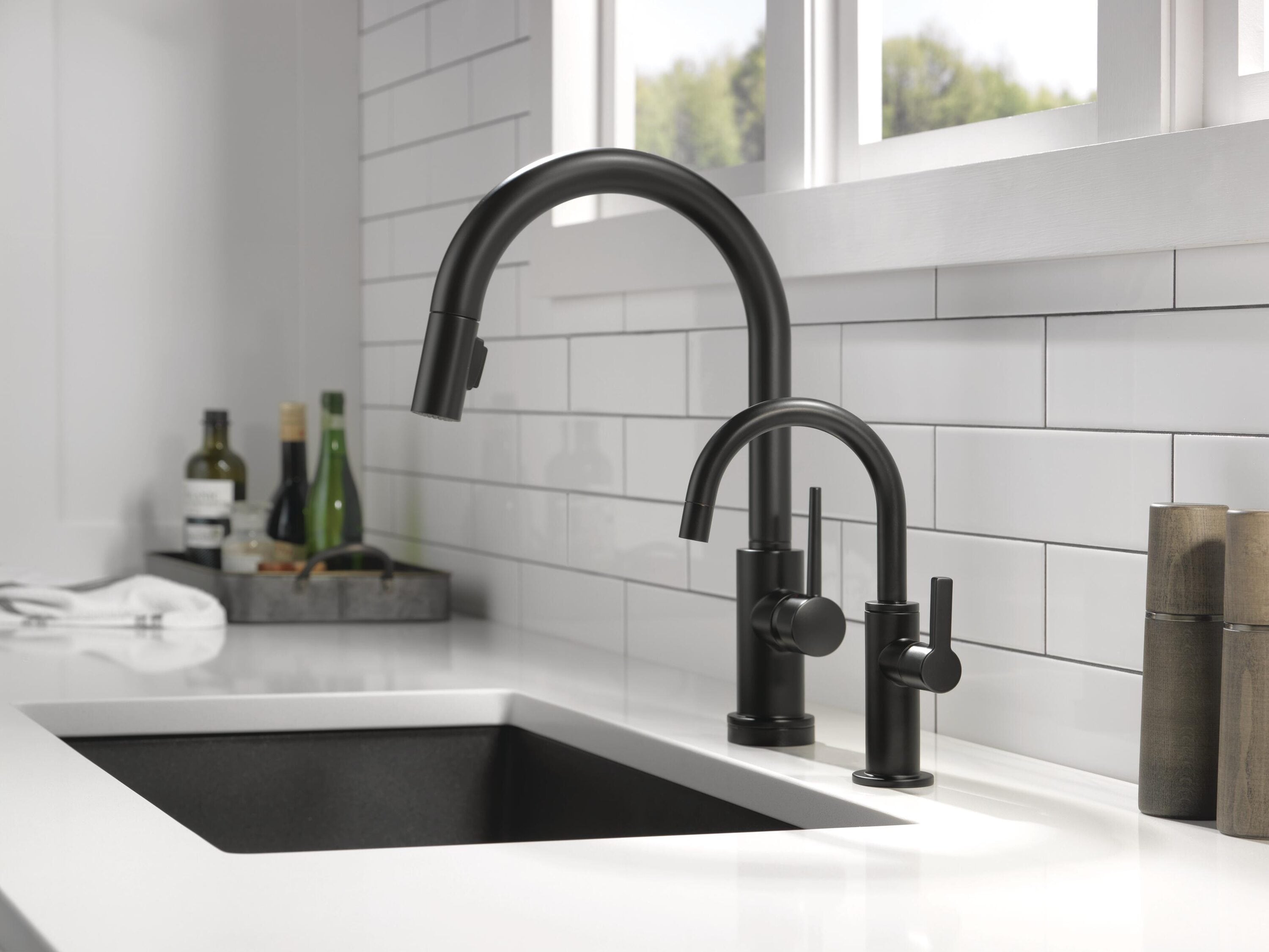 Delta 1930LF-H-BL Hot-Water-Dispensers - View #7
