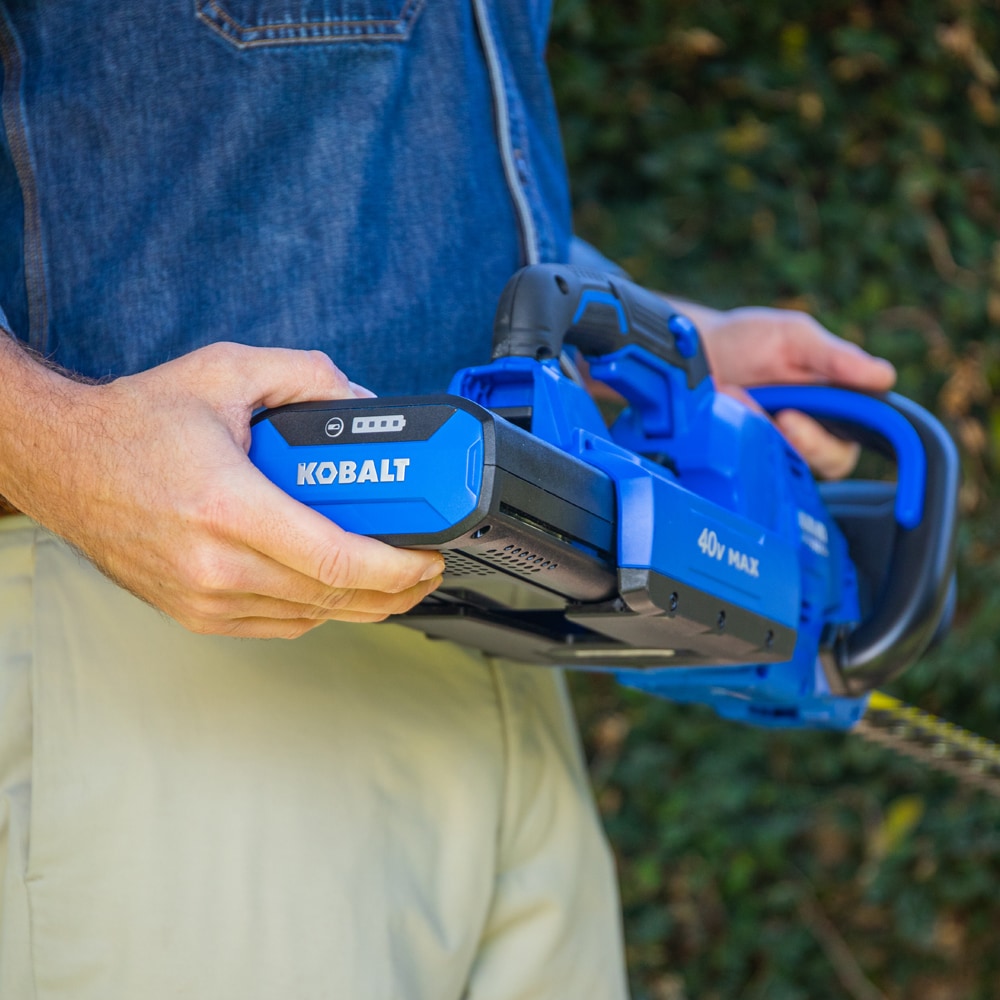 Kobalt 40v 40-Volt 6 Ah Lithium Ion (li-ion) 240-Watt Battery In The ...