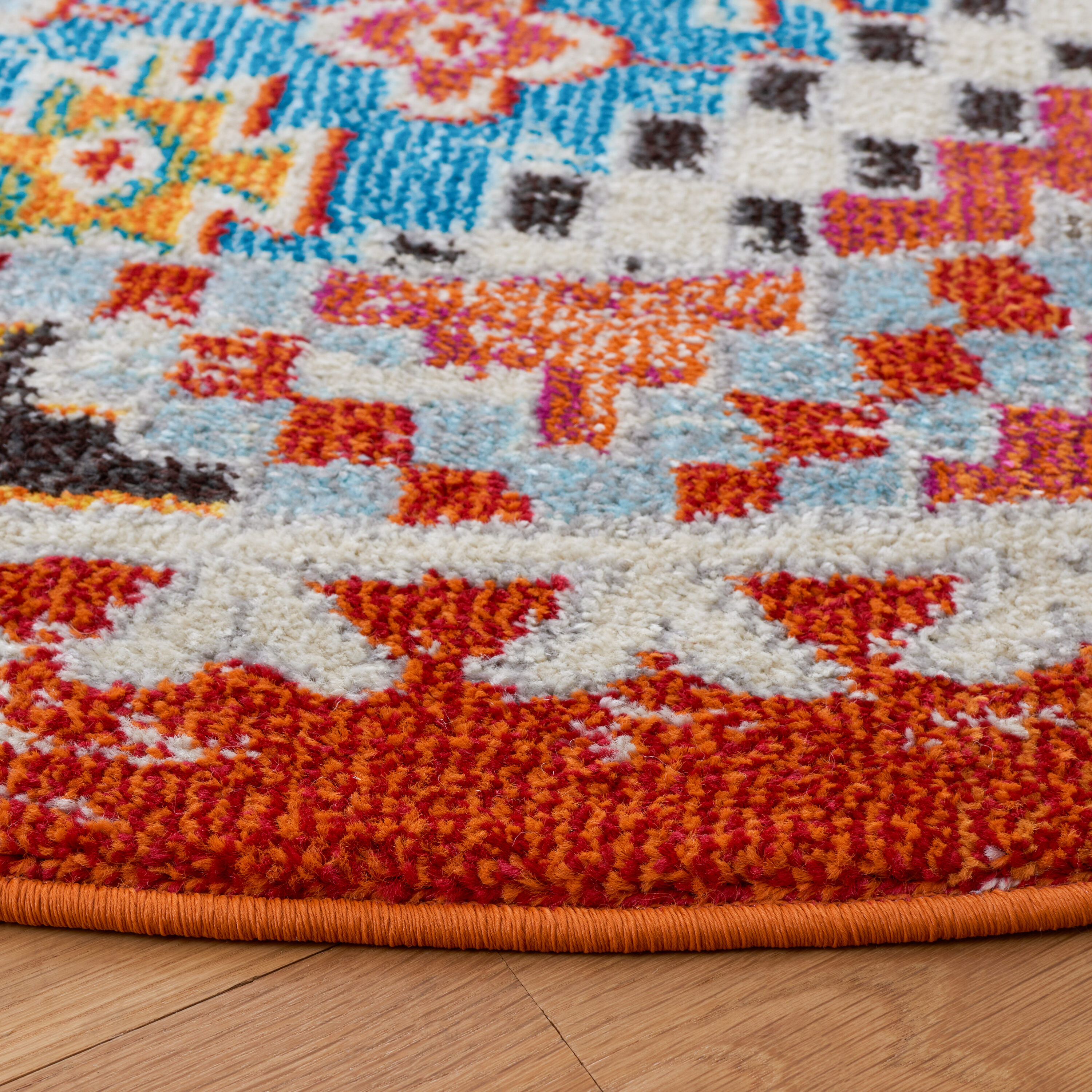 Safavieh MAD418Q-7R rugs - View #3
