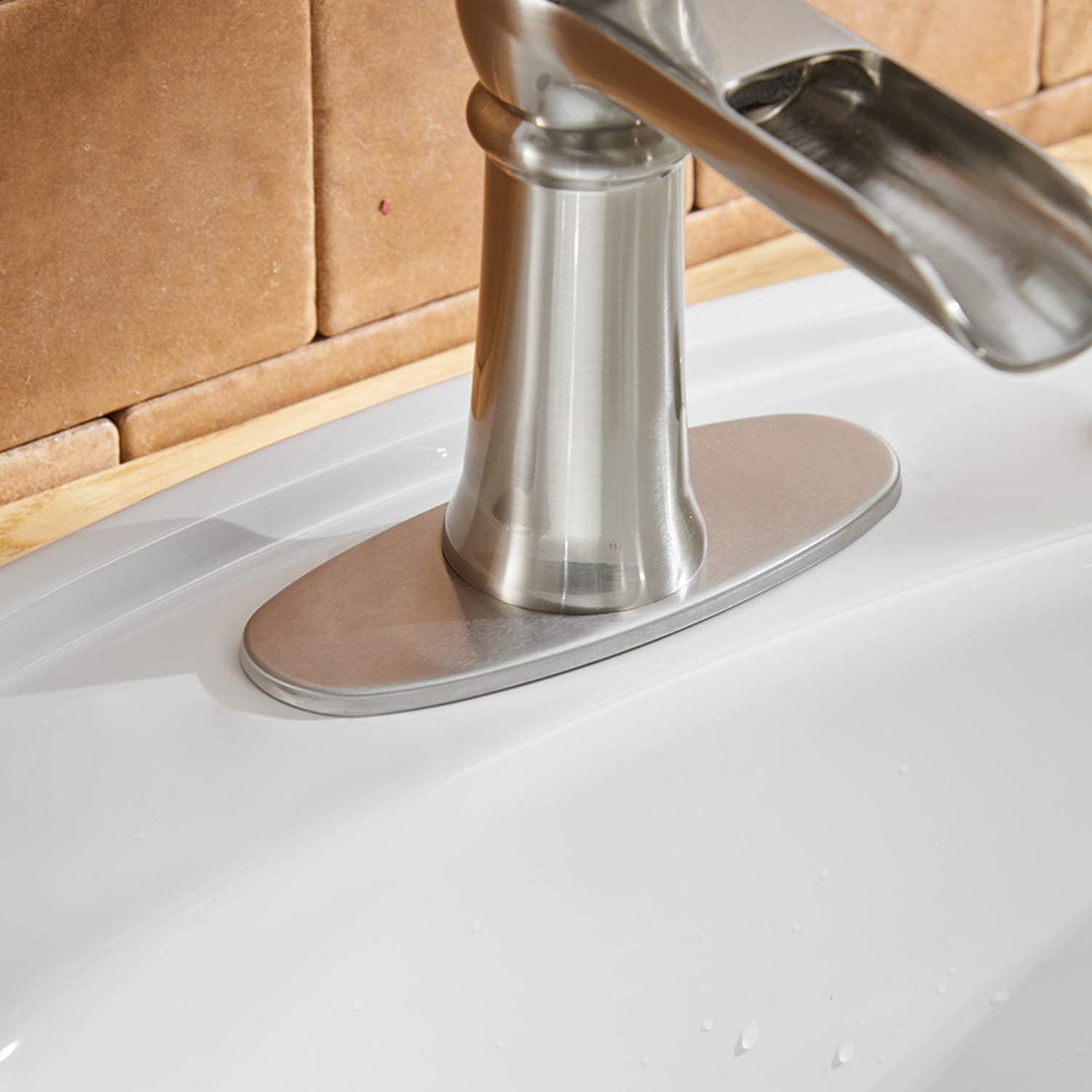 BWE A-96135-N-2 Brushed Nickel Single hole 1-handle Waterfall Commercial/Residential Handle Bathroom Sink Faucet with Drain with Deck Plate