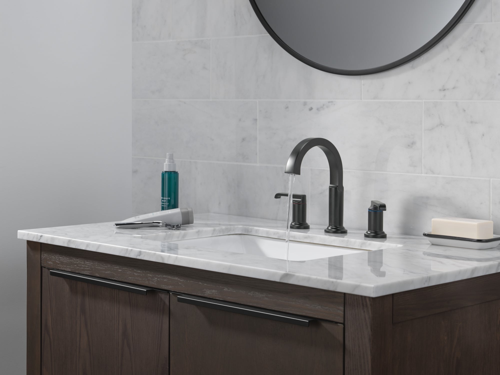 Delta 35588-BL-DST Lavatory-Faucets - View #2
