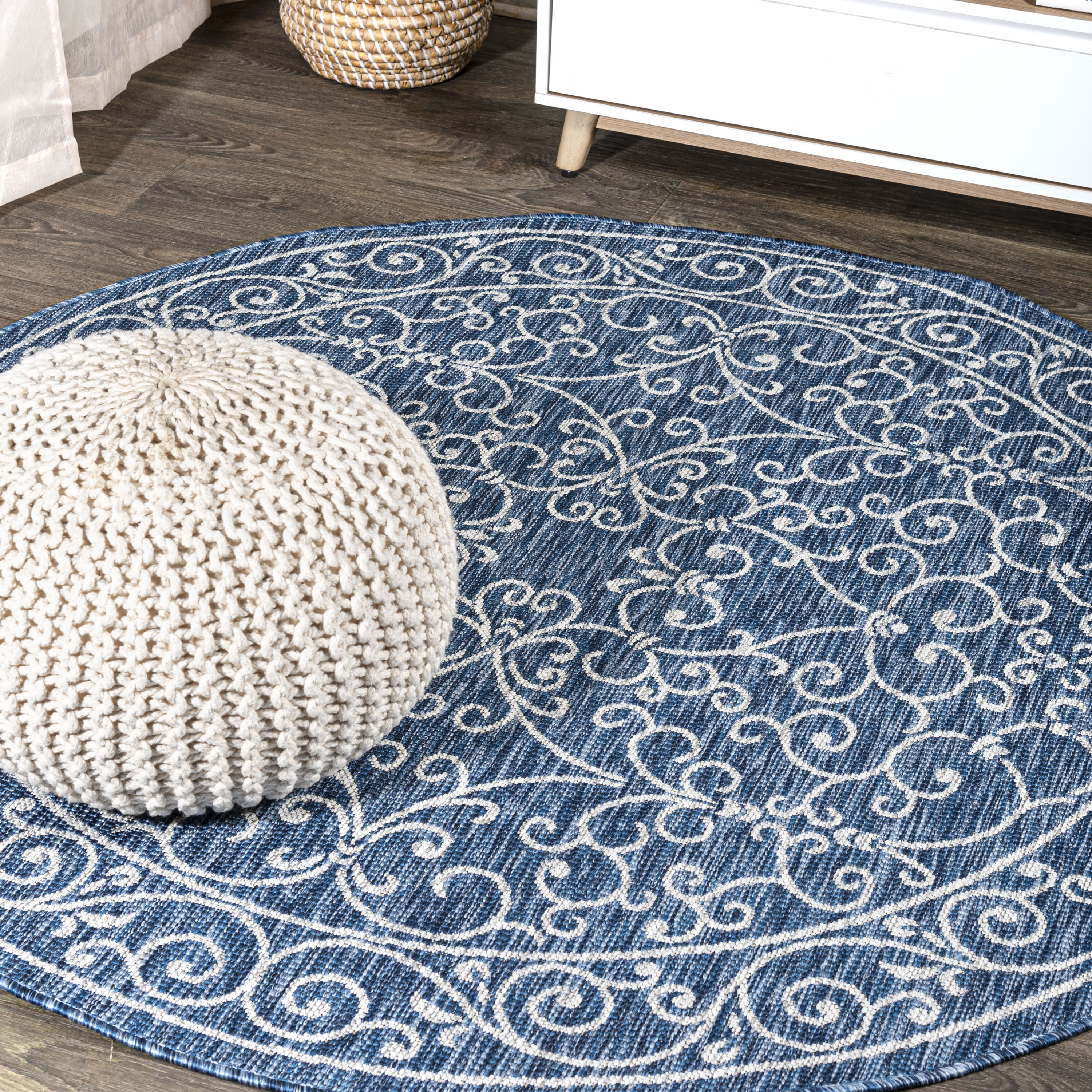 Home Dynamix Tremont Magnolia 5 x 5 Navy Blue Round Indoor